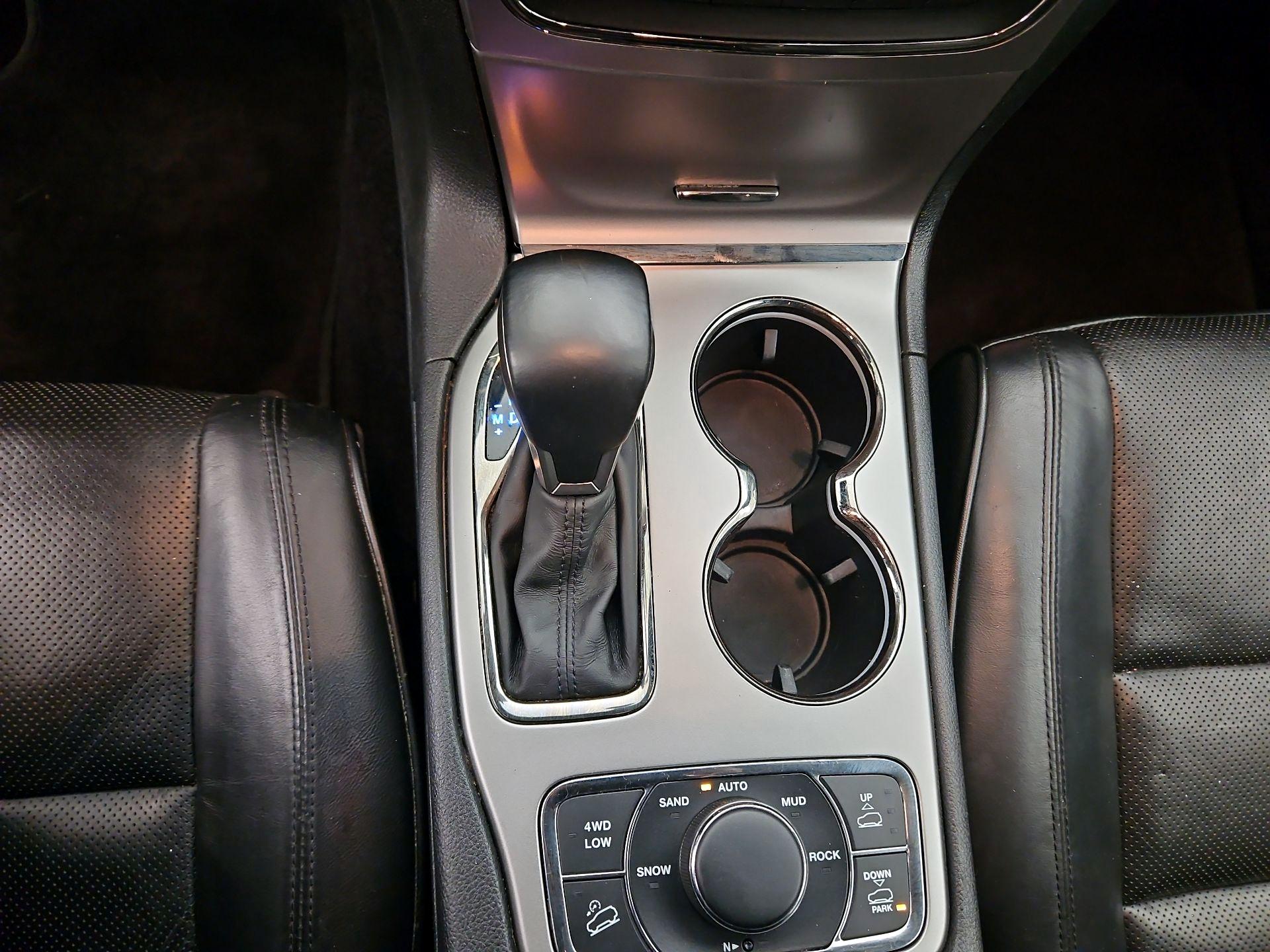 Thumbnail: 2018 Jeep Grand Cherokee - 18