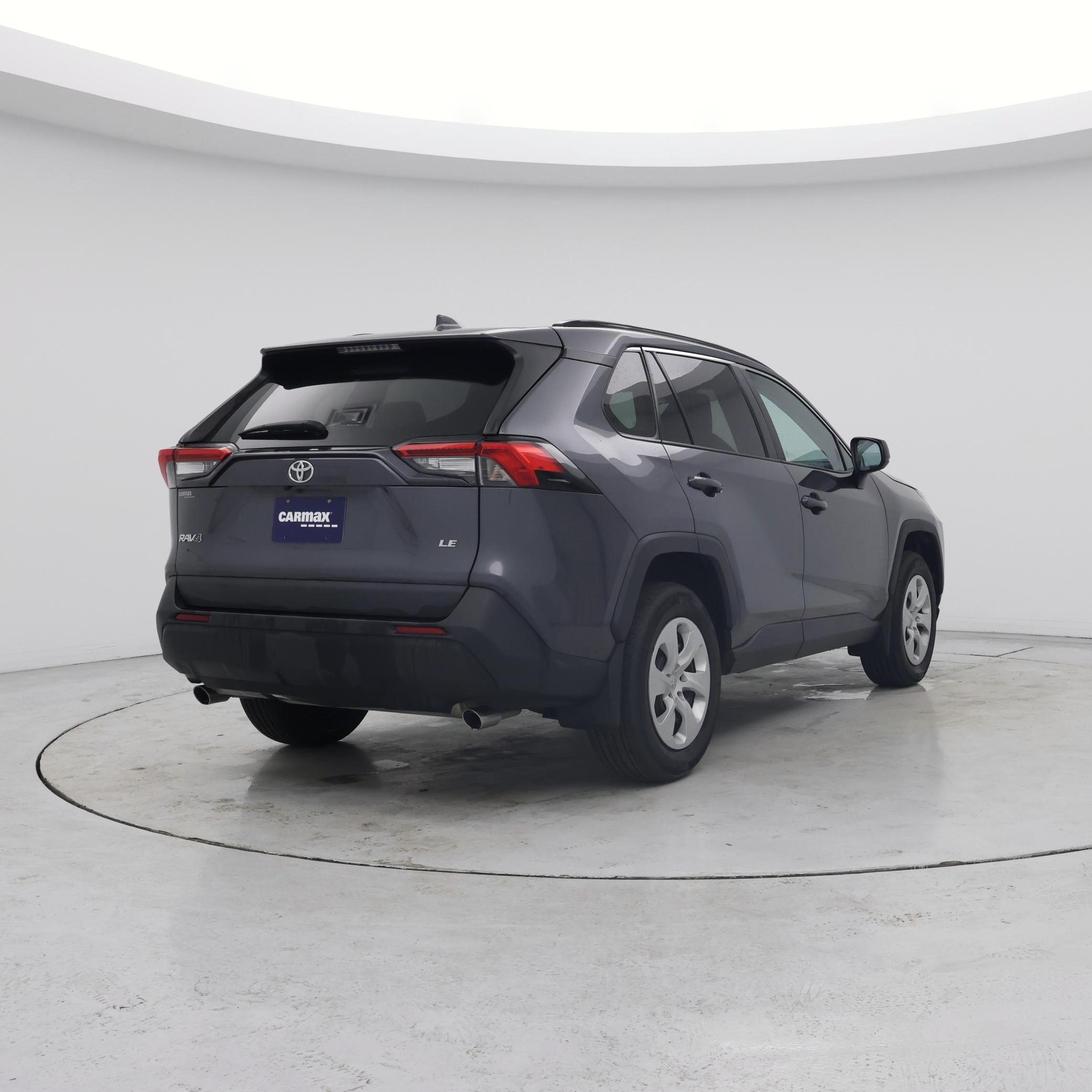 Thumbnail: 2021 Toyota RAV4 - 8