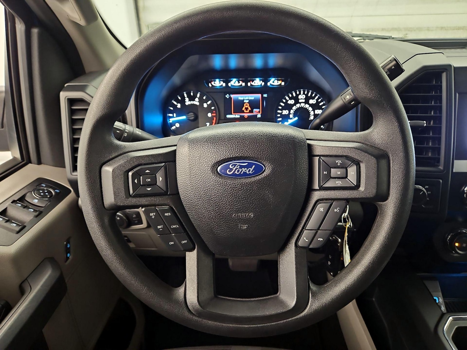 2019 Ford F-150 XLT - Photo 11