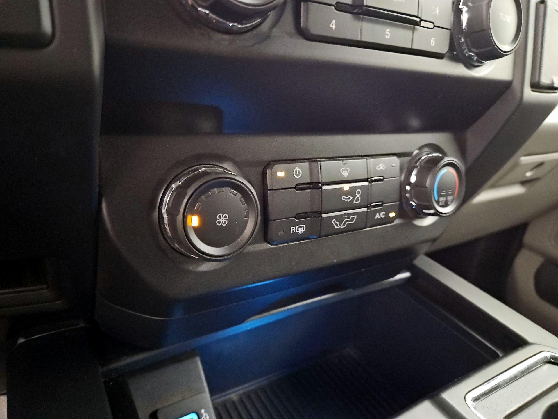 Thumbnail: 2019 Ford F-150 - 16