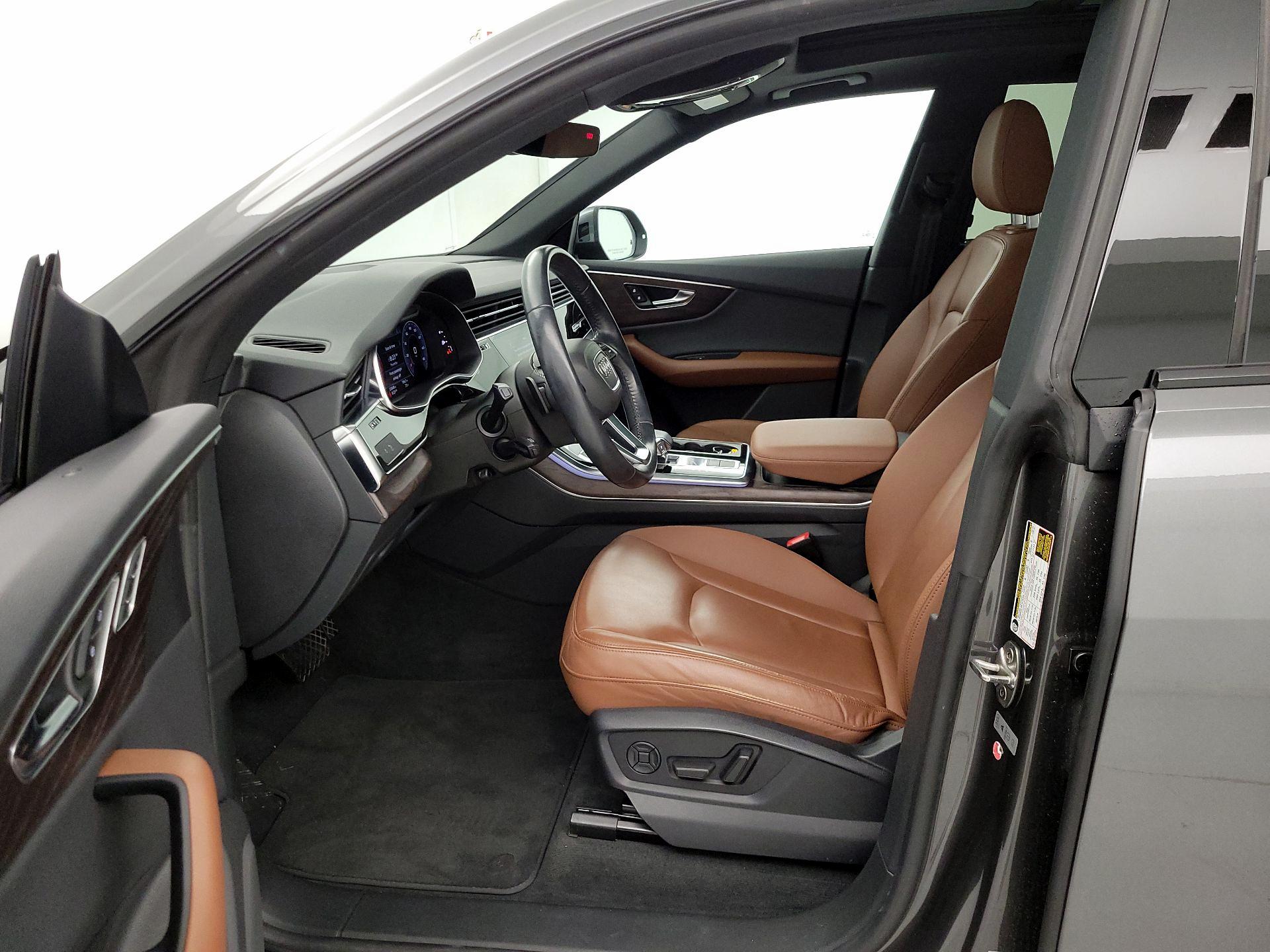 Thumbnail: 2020 Audi Q8 - 11