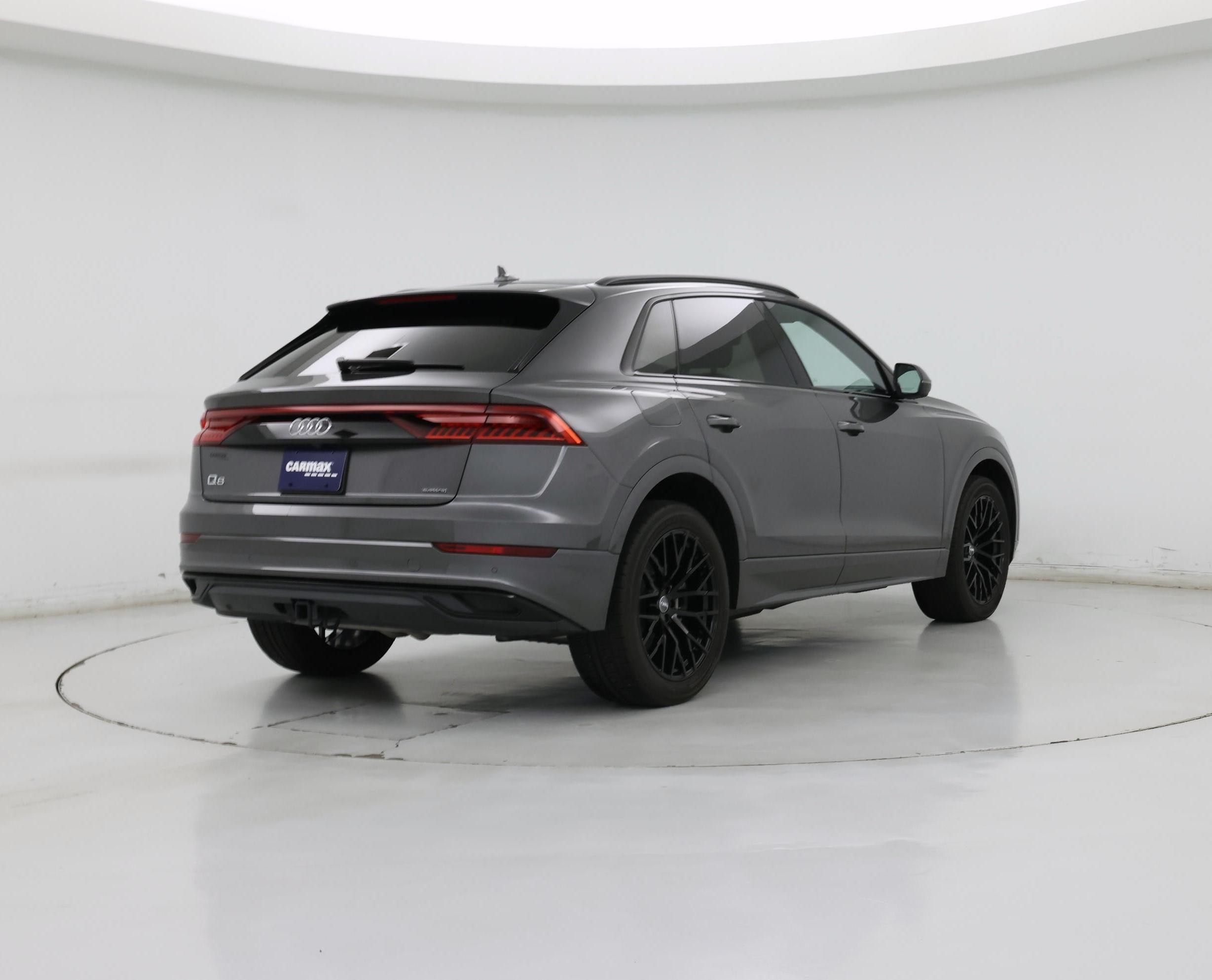 Thumbnail: 2020 Audi Q8 - 8