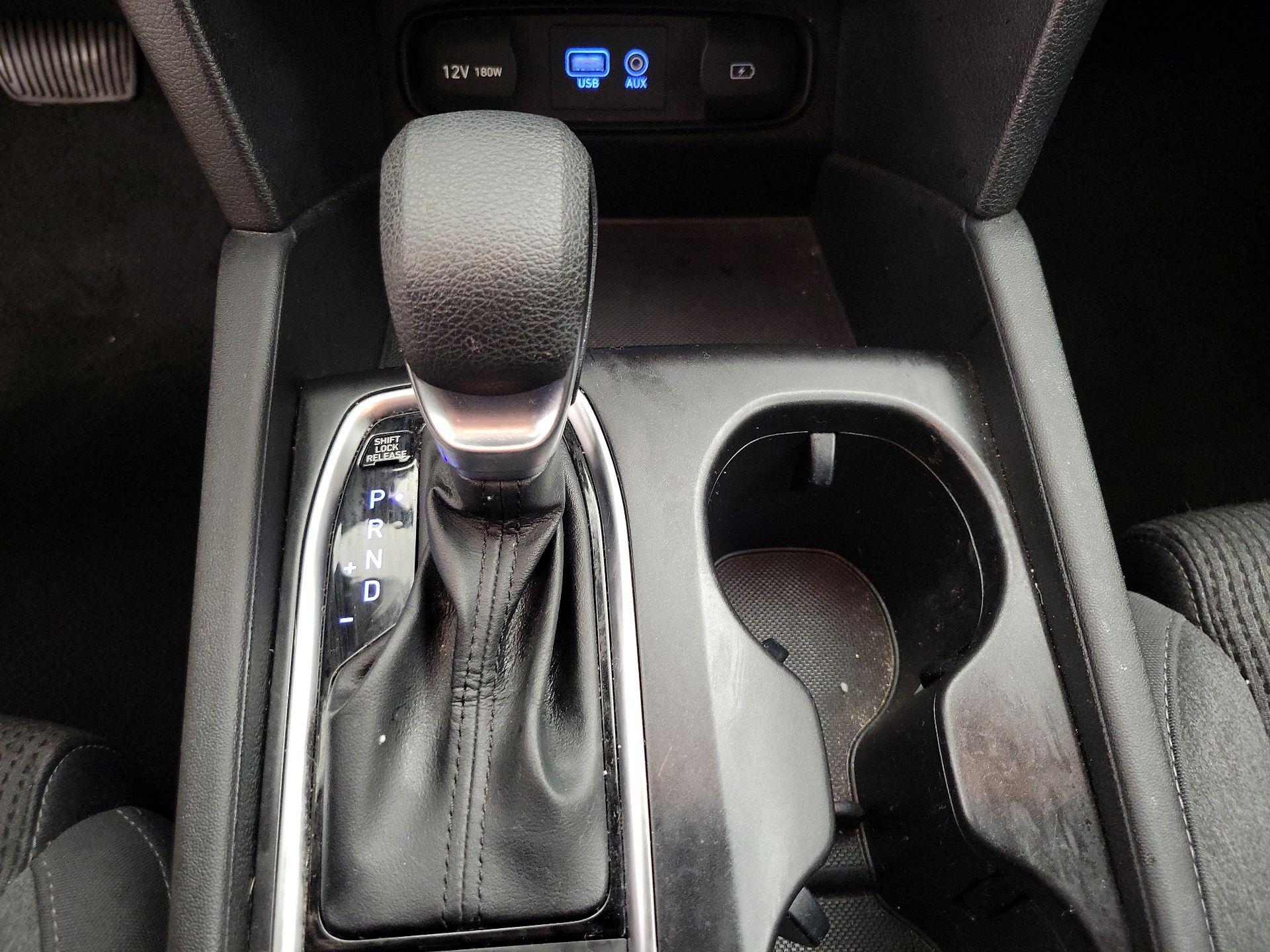 Thumbnail: 2019 Hyundai Santa Fe - 17