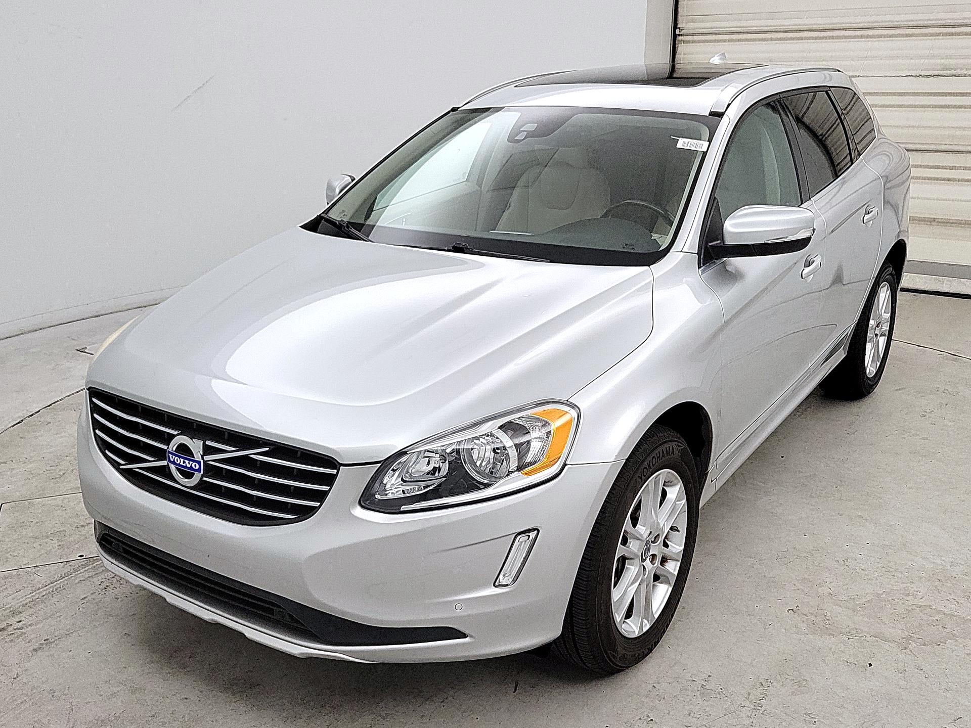 Thumbnail: 2015 Volvo XC60 - 3