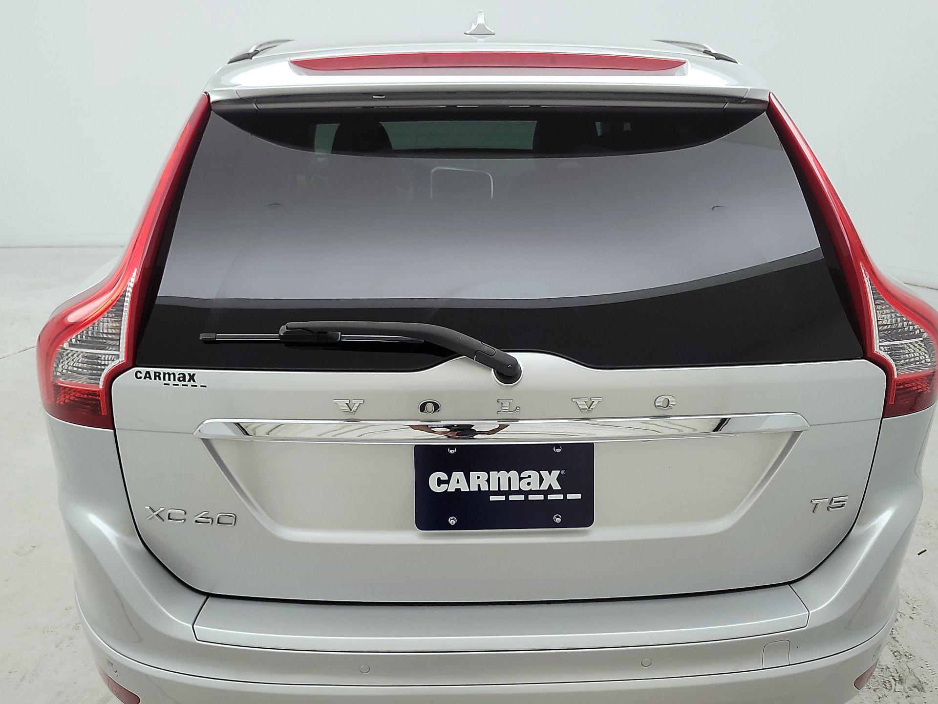 Thumbnail: 2015 Volvo XC60 - 6