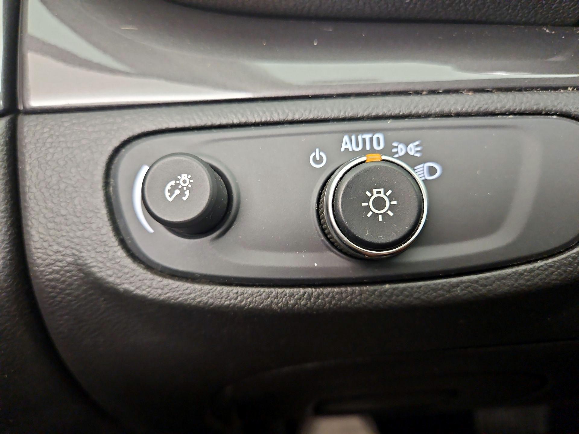 Thumbnail: 2021 Buick Encore - 13