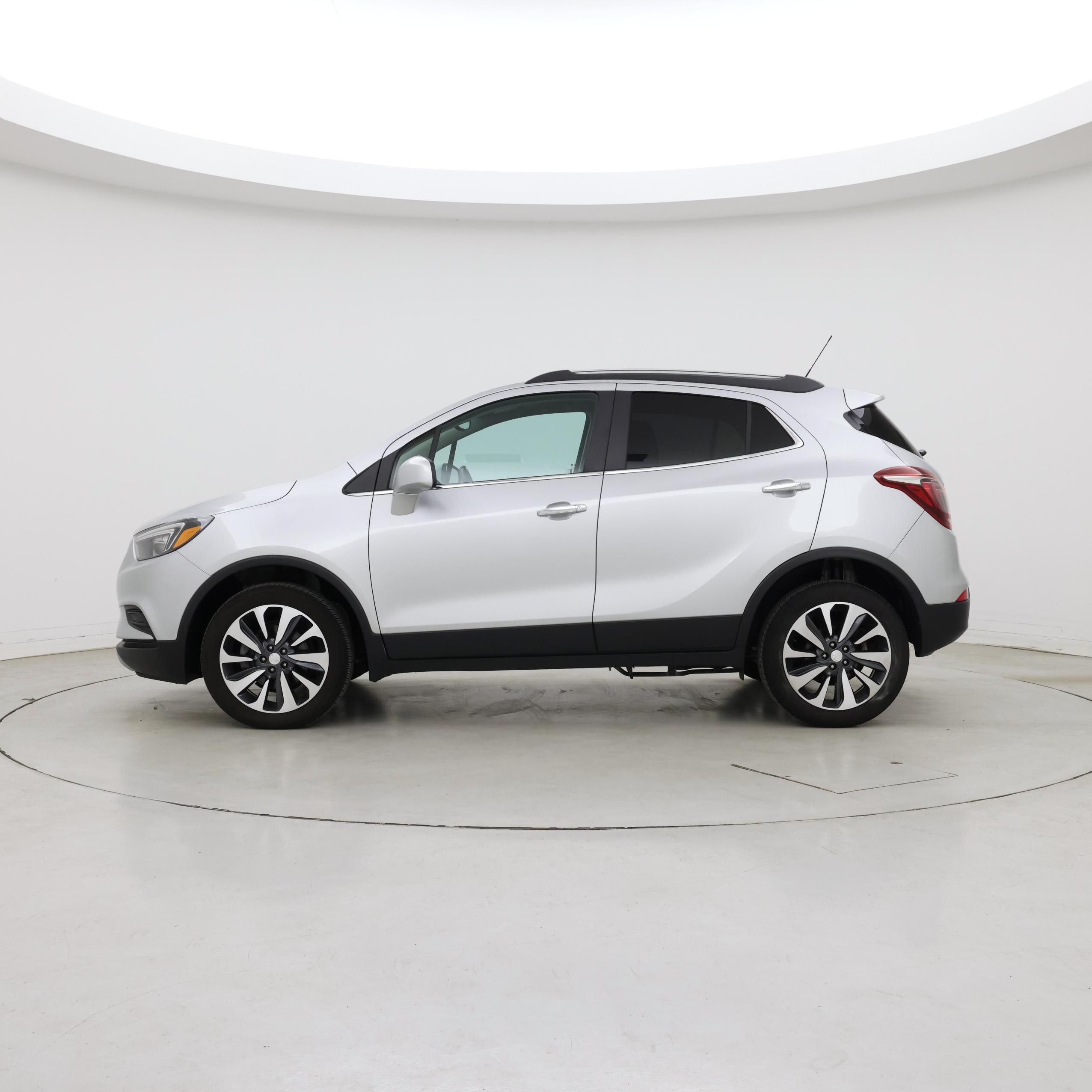 Thumbnail: 2021 Buick Encore - 3