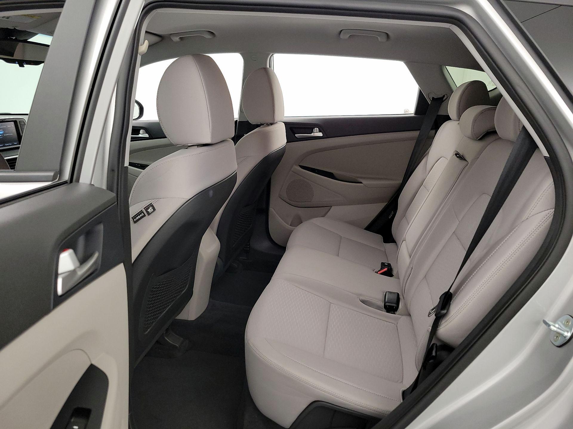 Thumbnail: 2020 Hyundai Tucson - 19