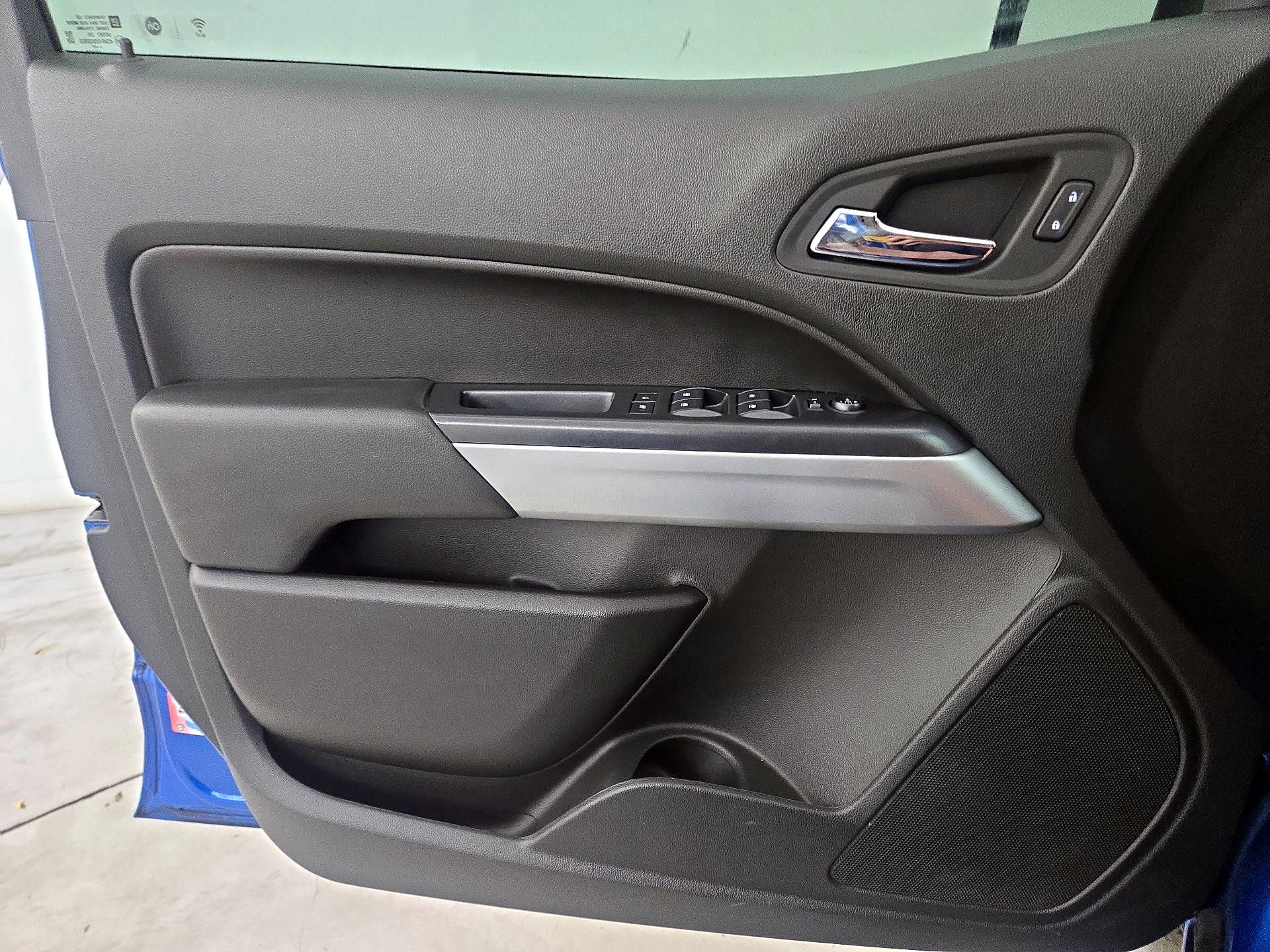 Thumbnail: 2021 Chevrolet Colorado - 12