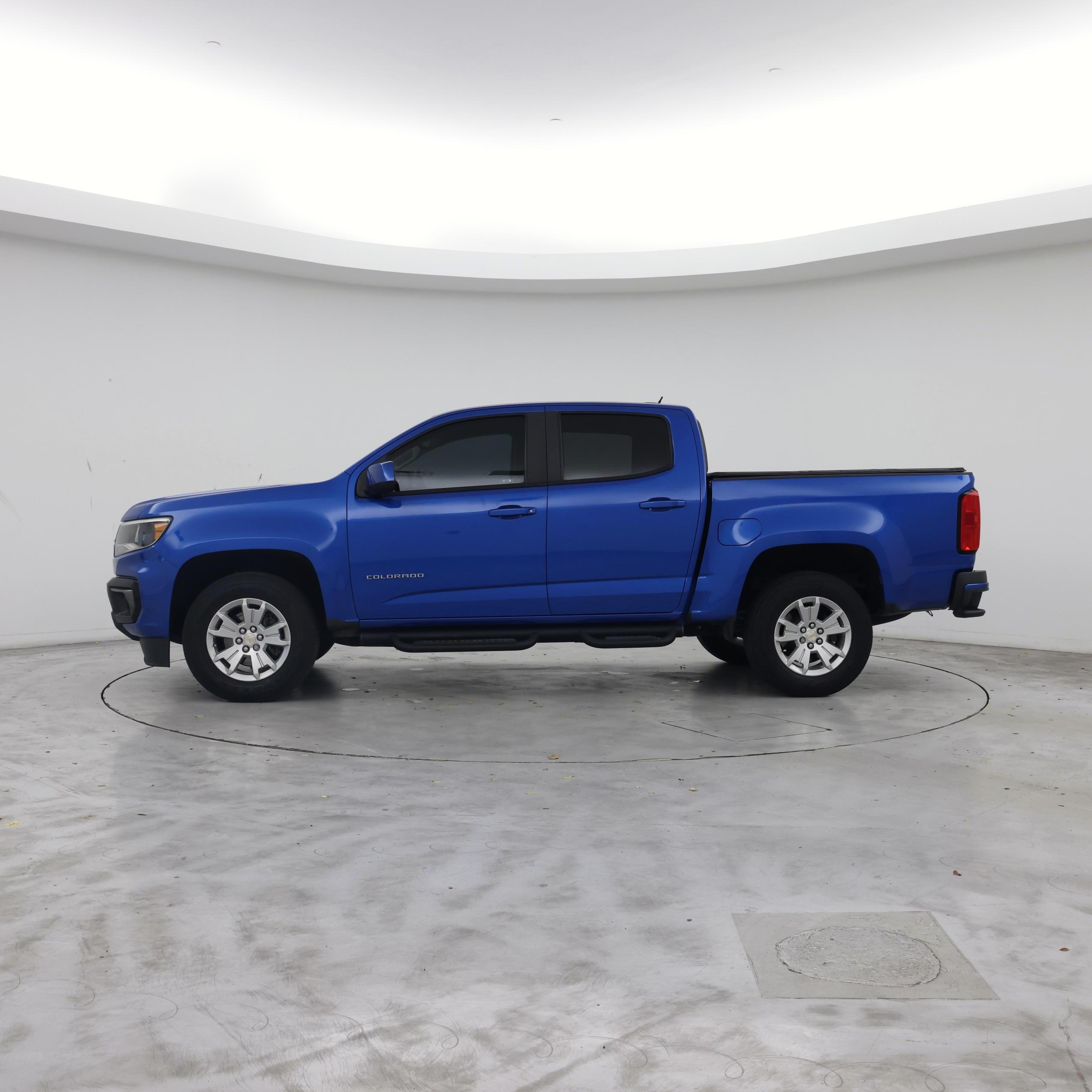 Thumbnail: 2021 Chevrolet Colorado - 3