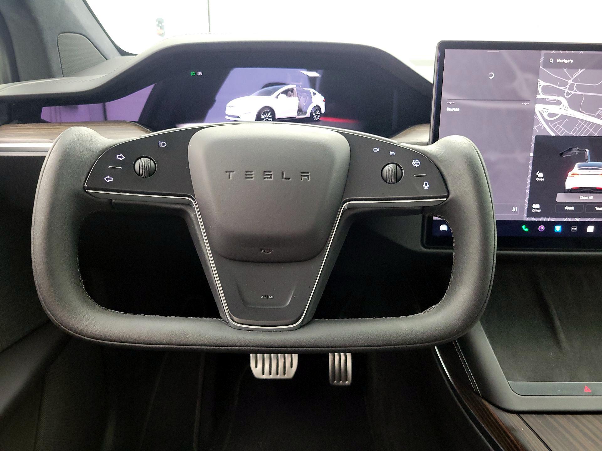 Thumbnail: 2023 Tesla Model X - 10