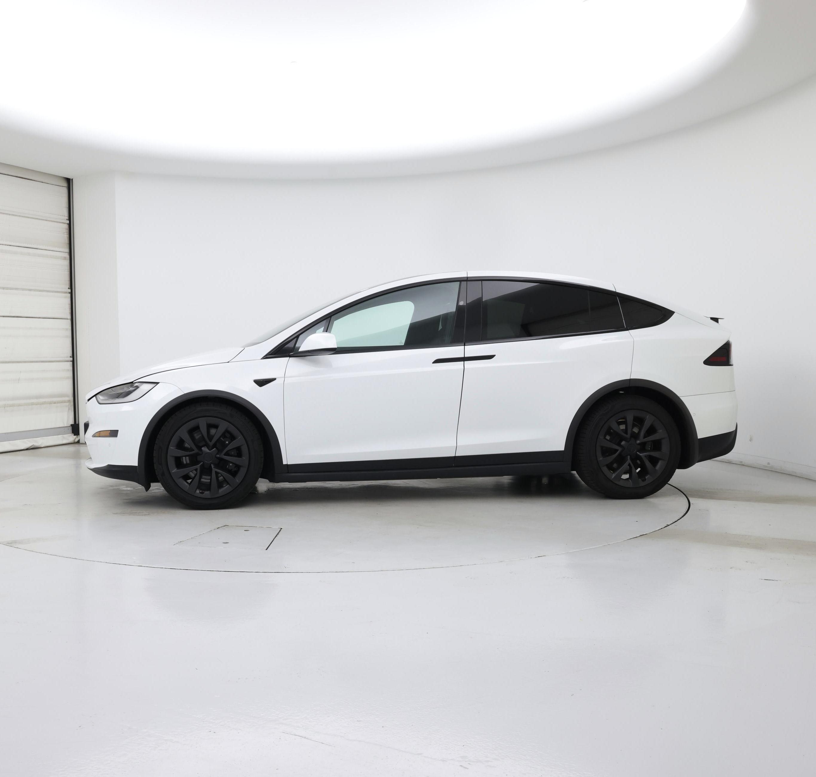 Thumbnail: 2023 Tesla Model X - 3