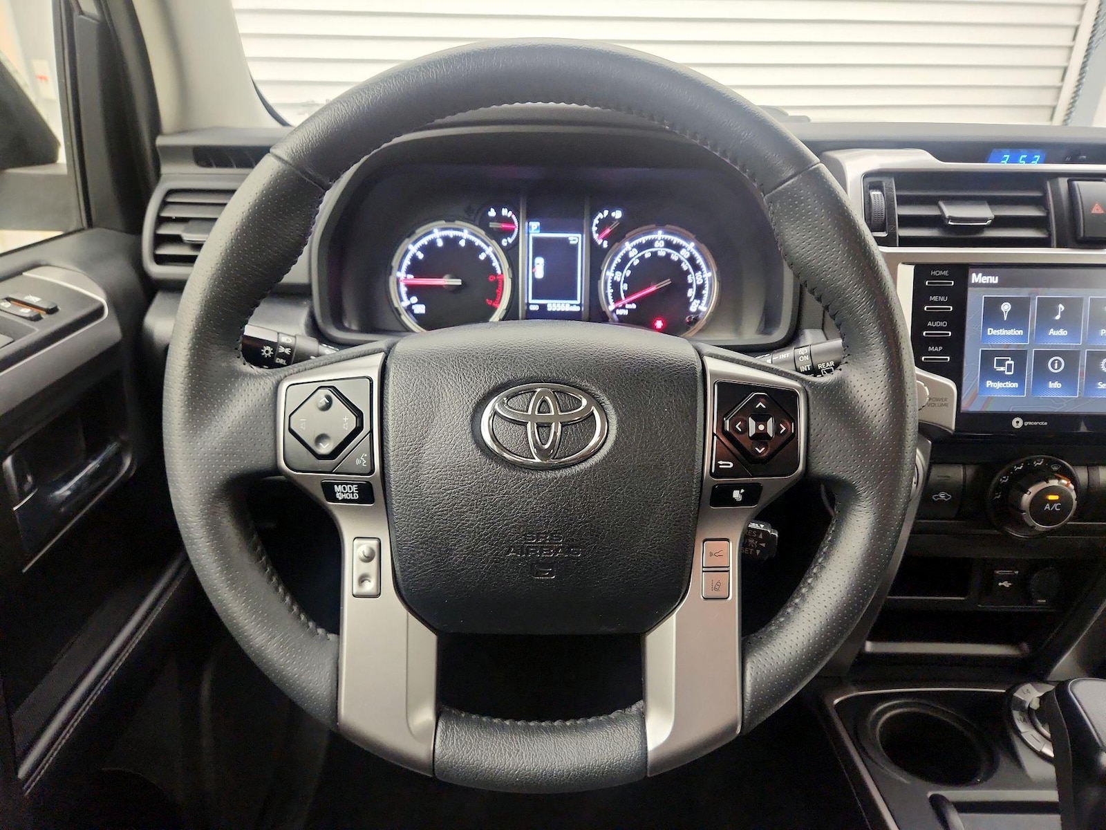 2022 Toyota 4Runner TRD Sport - Photo 11
