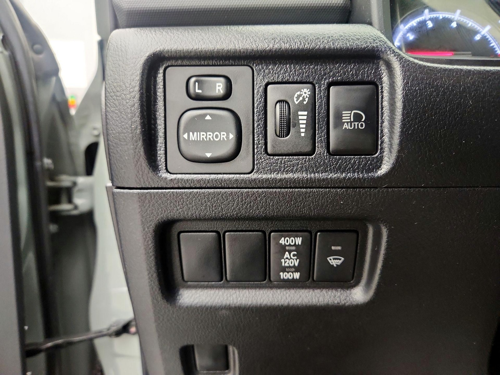 2022 Toyota 4Runner TRD Sport - Photo 14