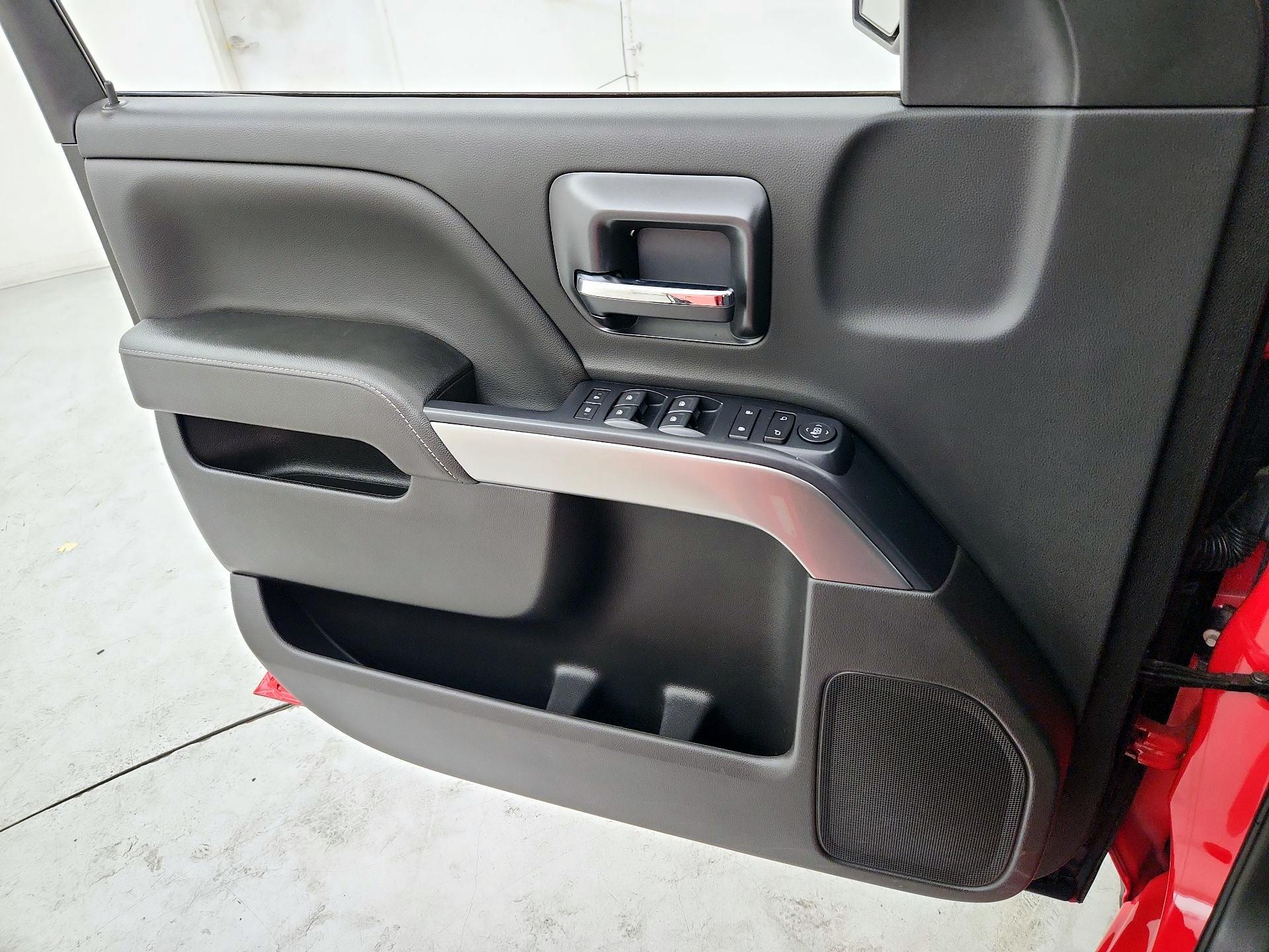 Thumbnail: 2019 Chevrolet Silverado 1500 - 12