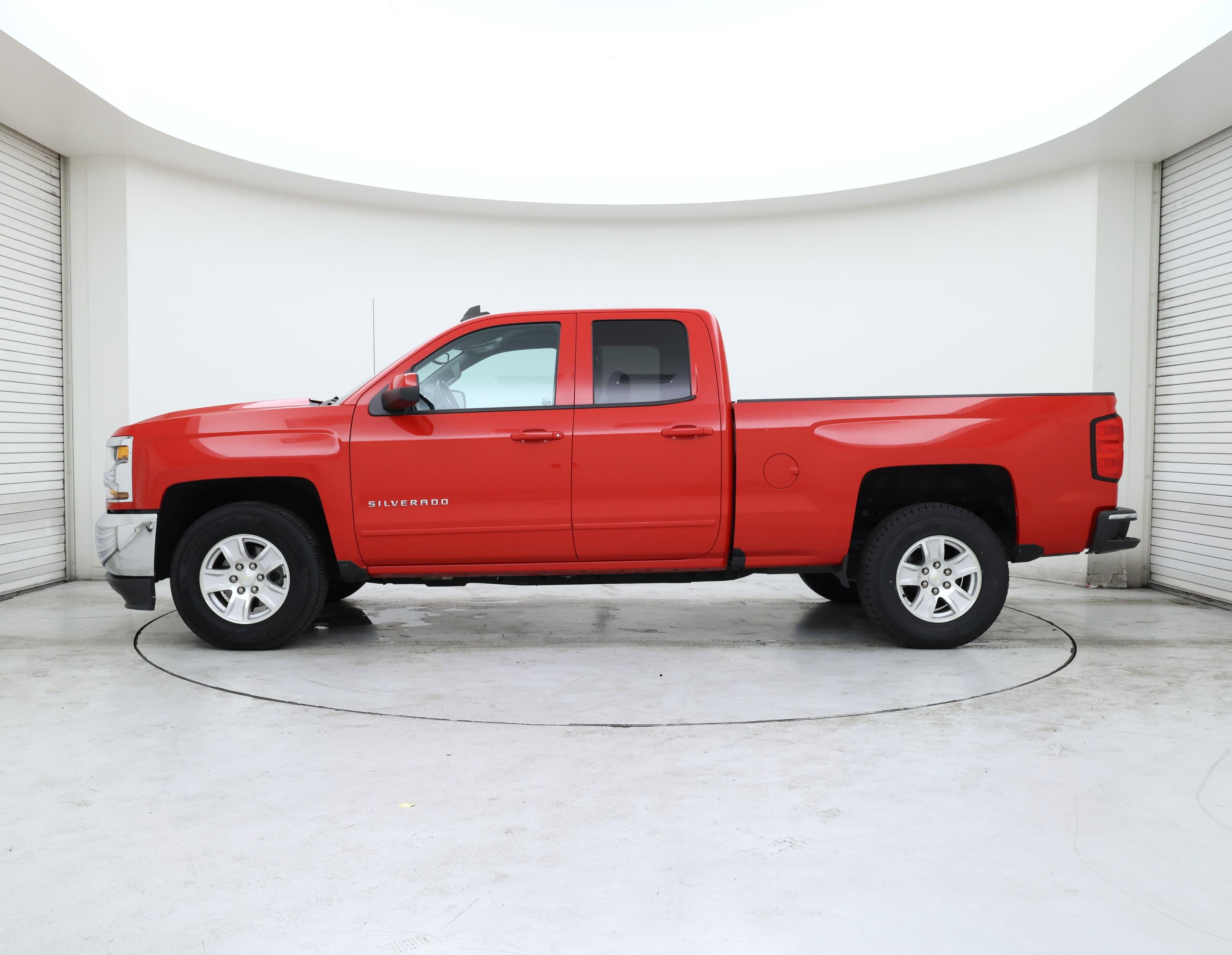Thumbnail: 2019 Chevrolet Silverado 1500 - 3
