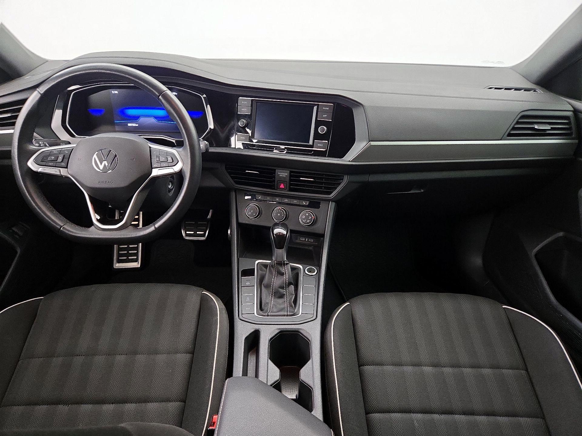 Thumbnail: 2024 Volkswagen Jetta - 9
