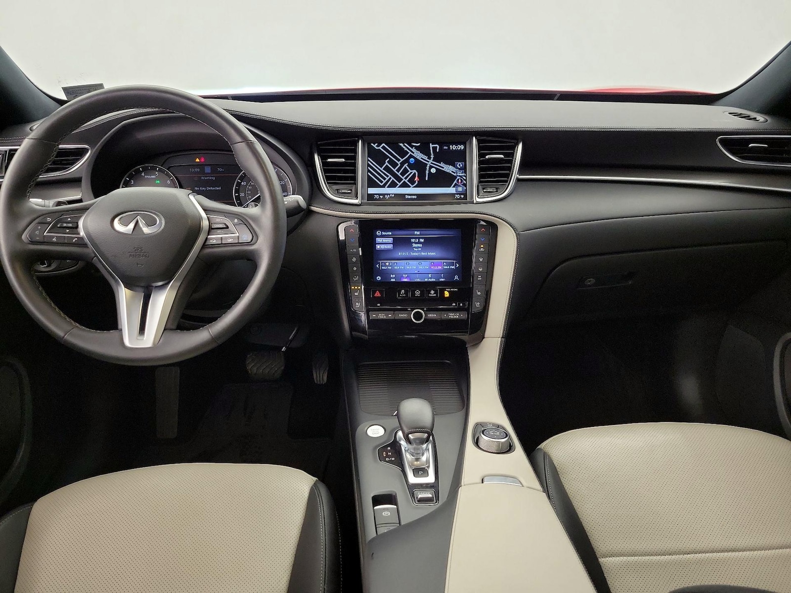 2023 INFINITI QX55 Essential - Photo 10