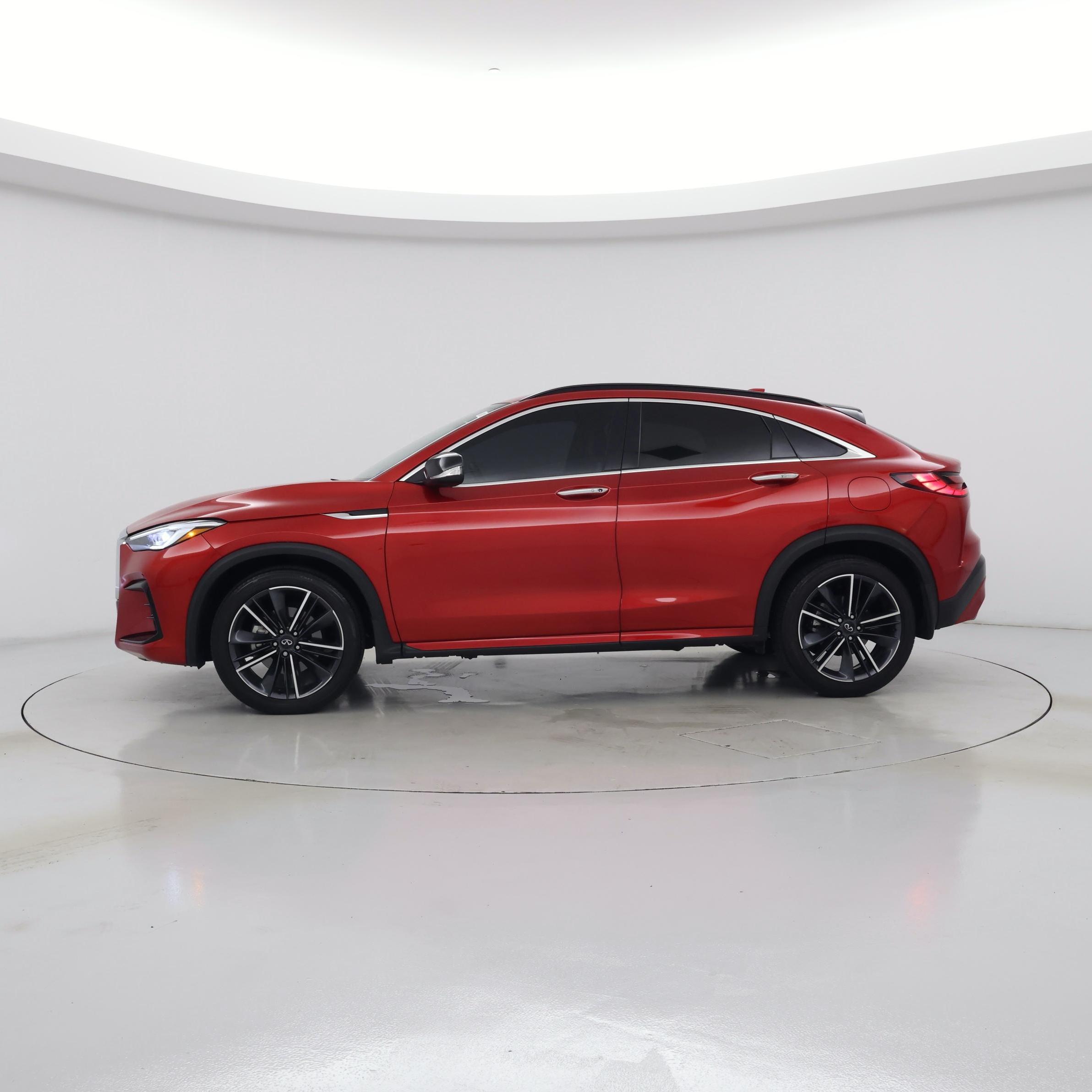 Thumbnail: 2023 INFINITI QX55 - 3