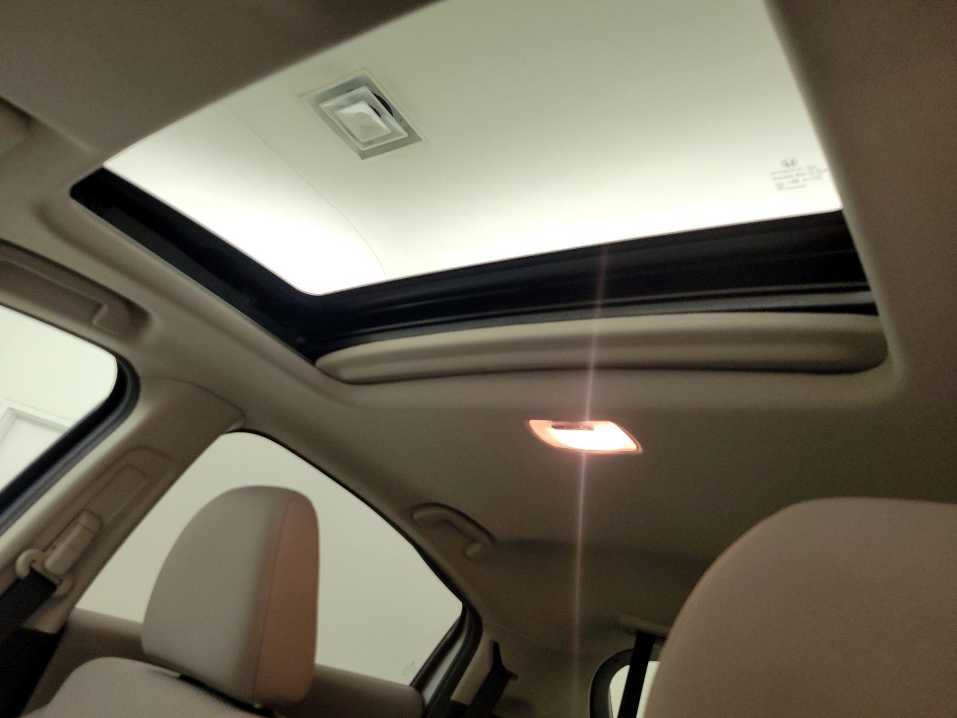 Thumbnail: 2017 Honda HR-V - 19
