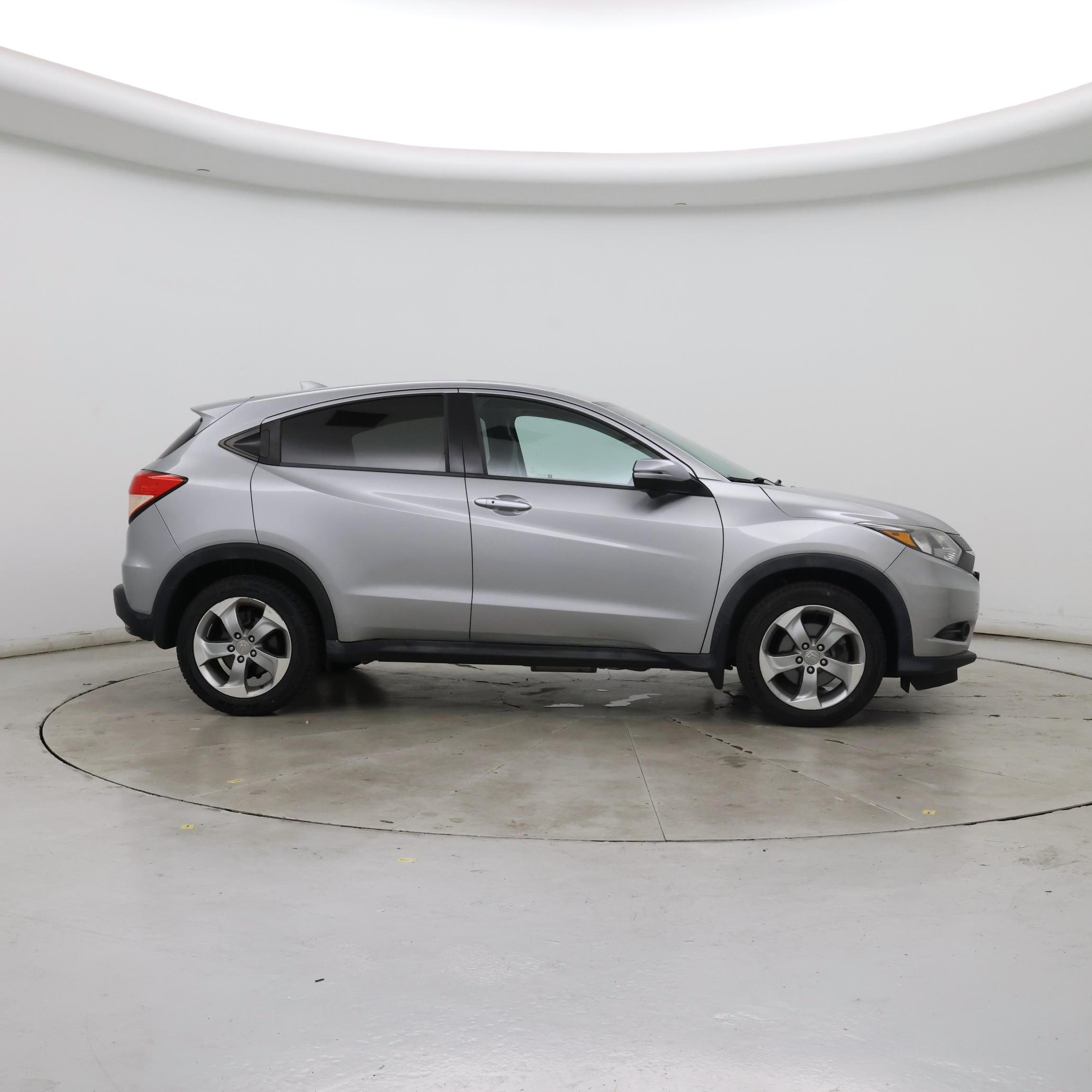 Thumbnail: 2017 Honda HR-V - 7