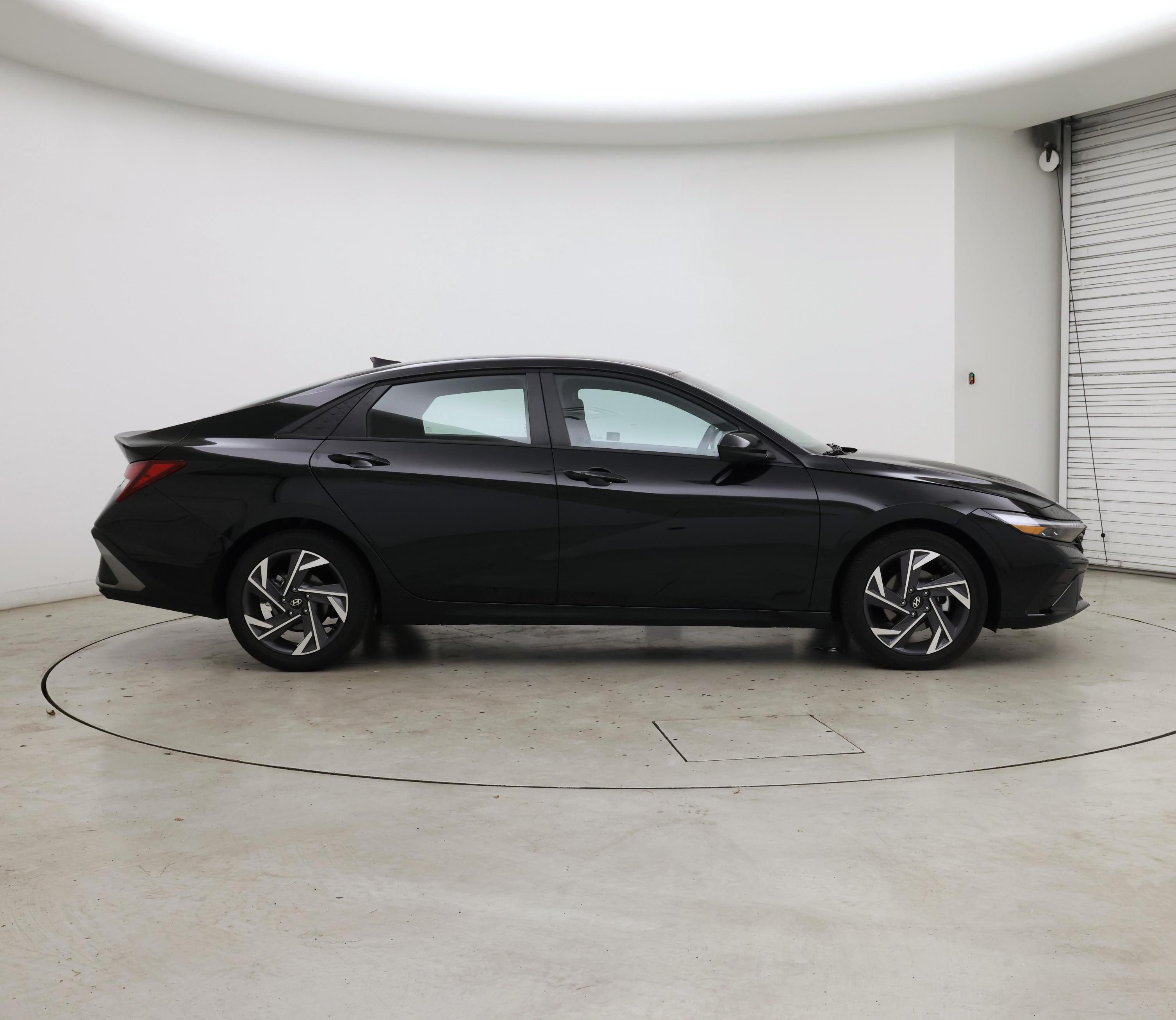 Thumbnail: 2025 Hyundai Elantra - 7