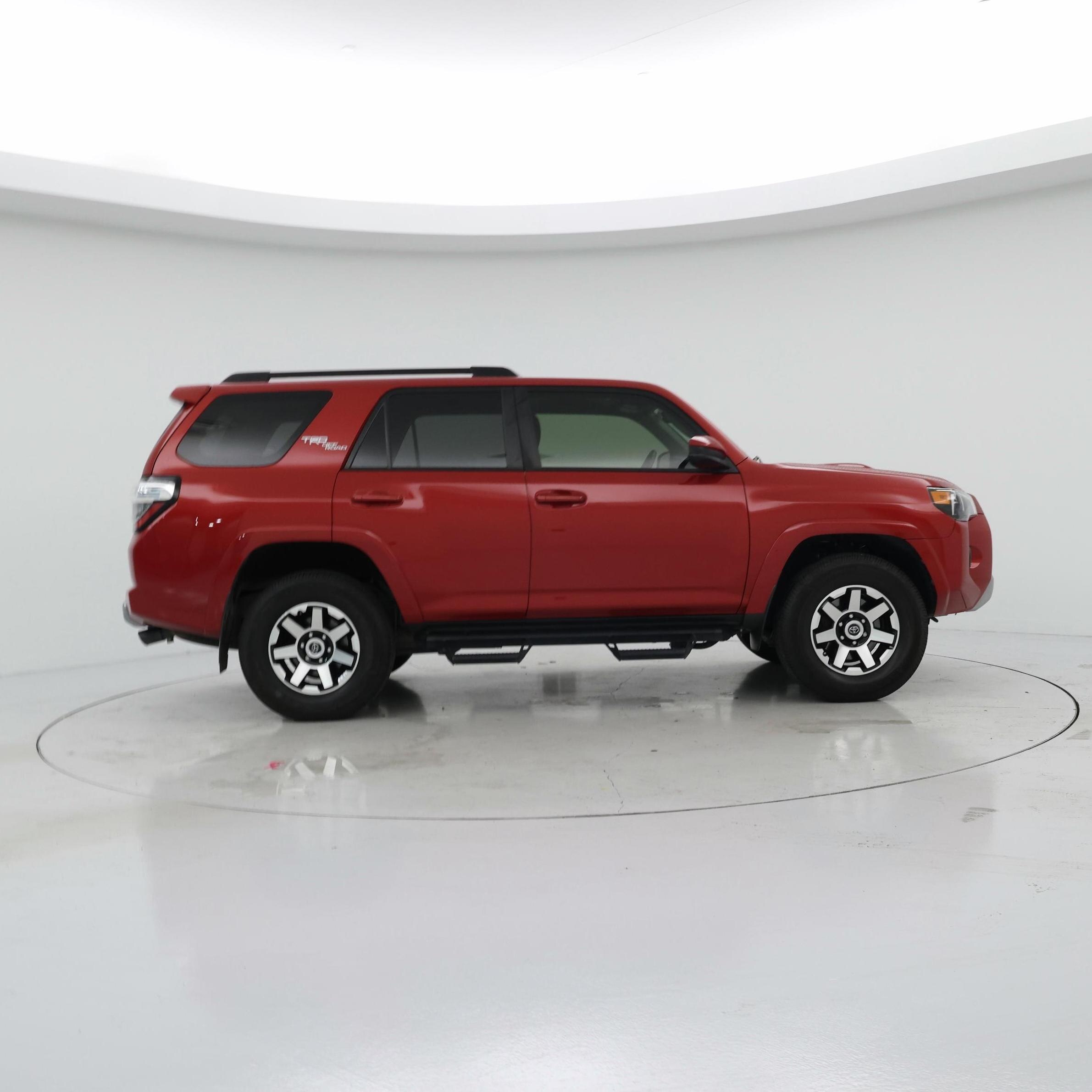 Thumbnail: 2019 Toyota 4Runner - 7