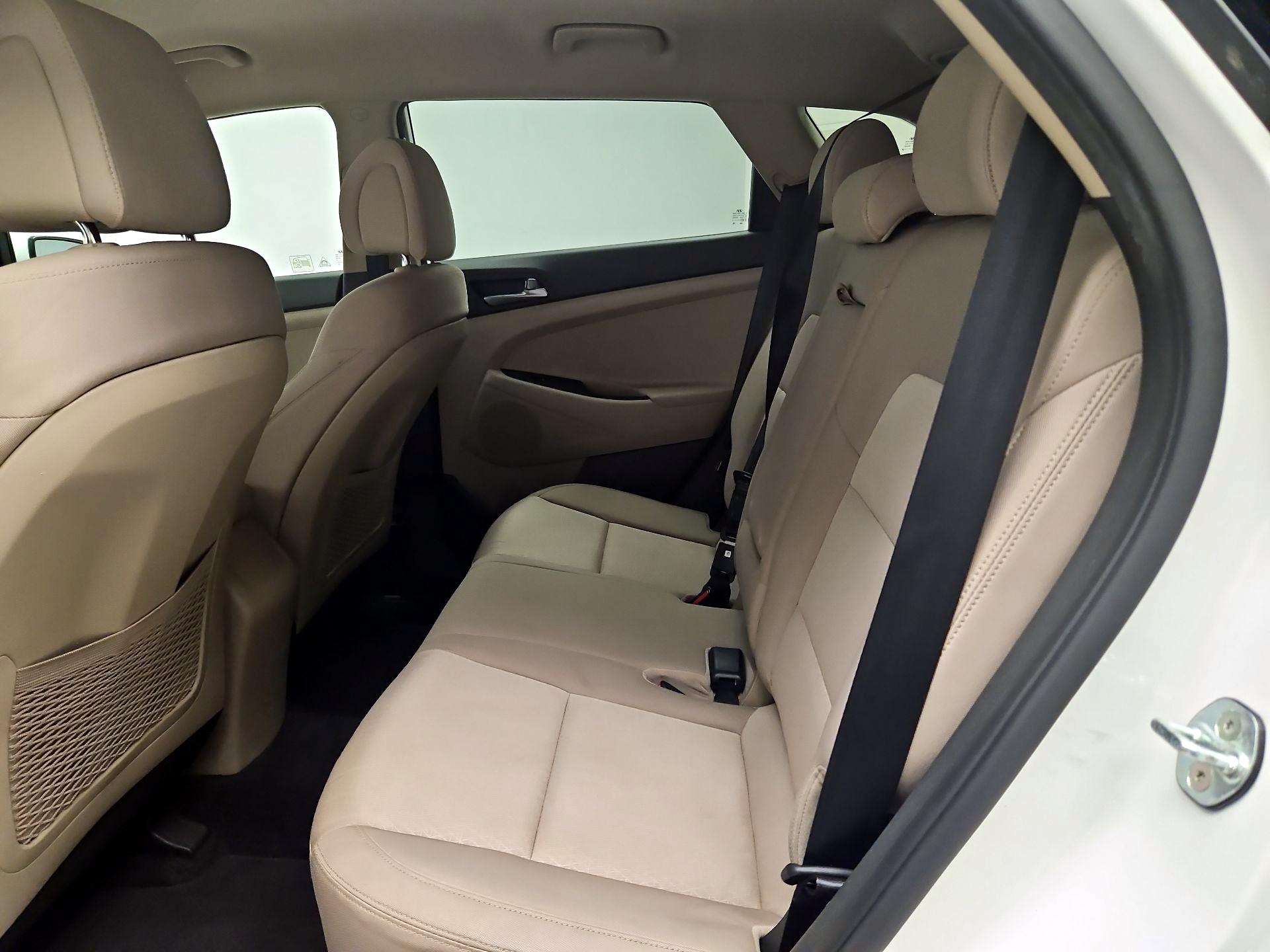 Thumbnail: 2017 Hyundai Tucson - 19