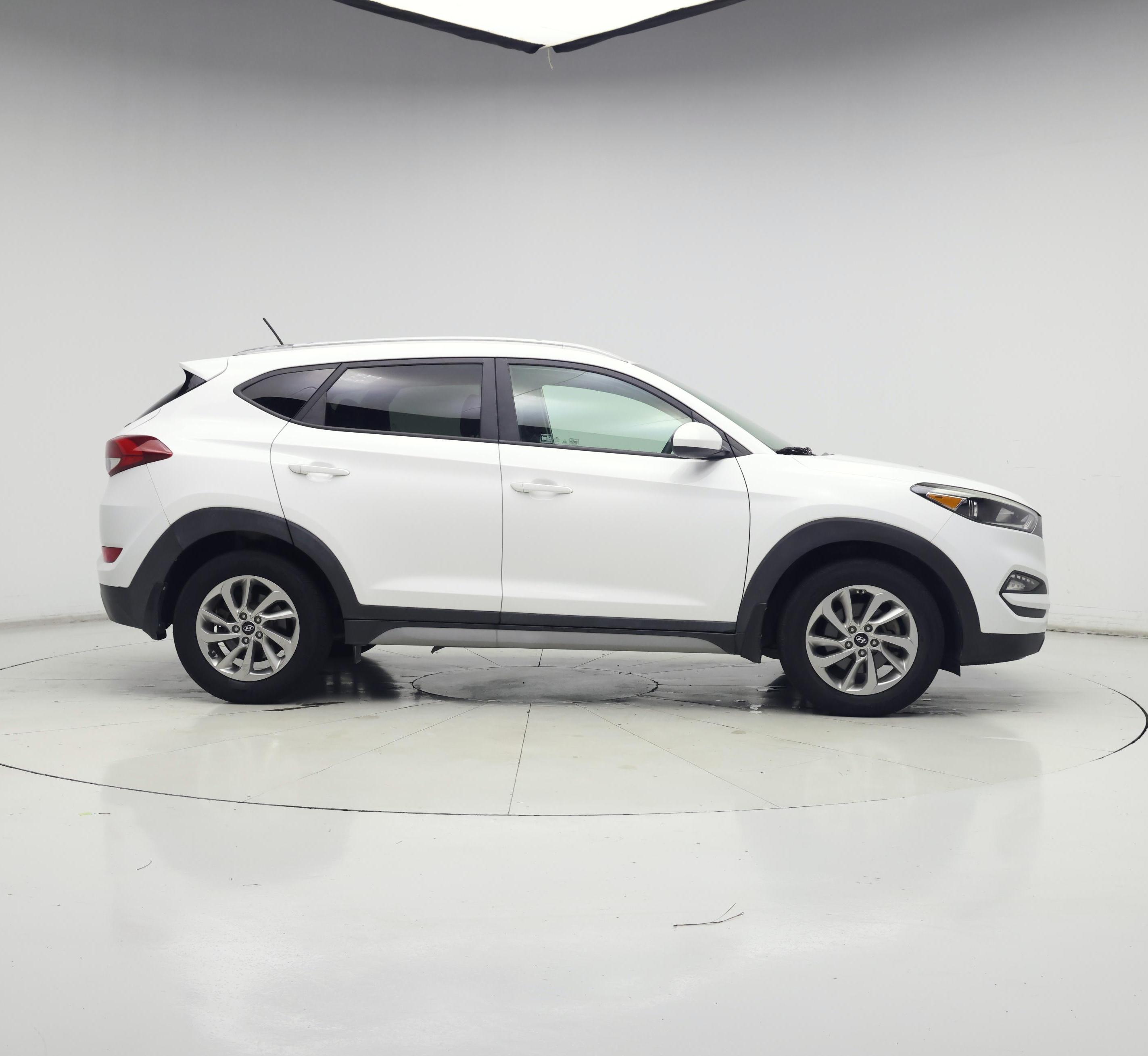 Thumbnail: 2017 Hyundai Tucson - 7