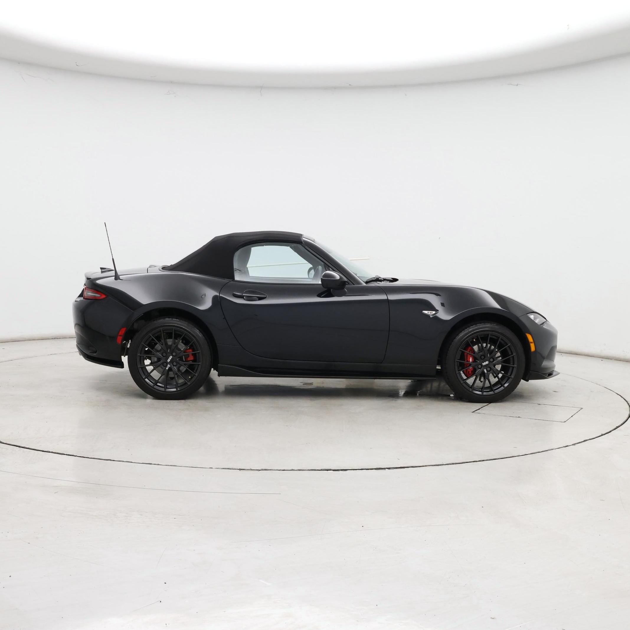 Thumbnail: 2025 Mazda MX-5 Miata - 7