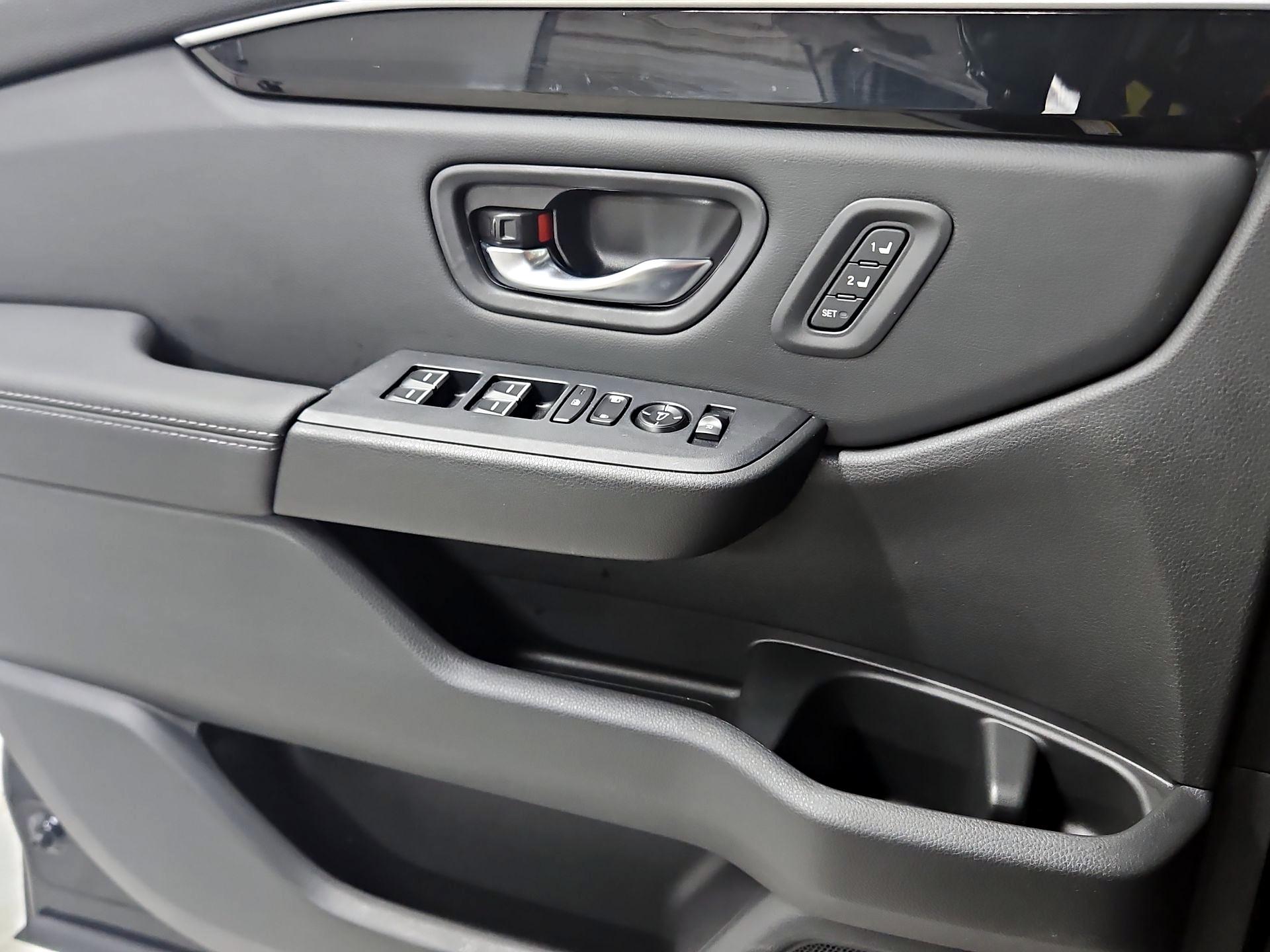 Thumbnail: 2023 Honda Pilot - 12