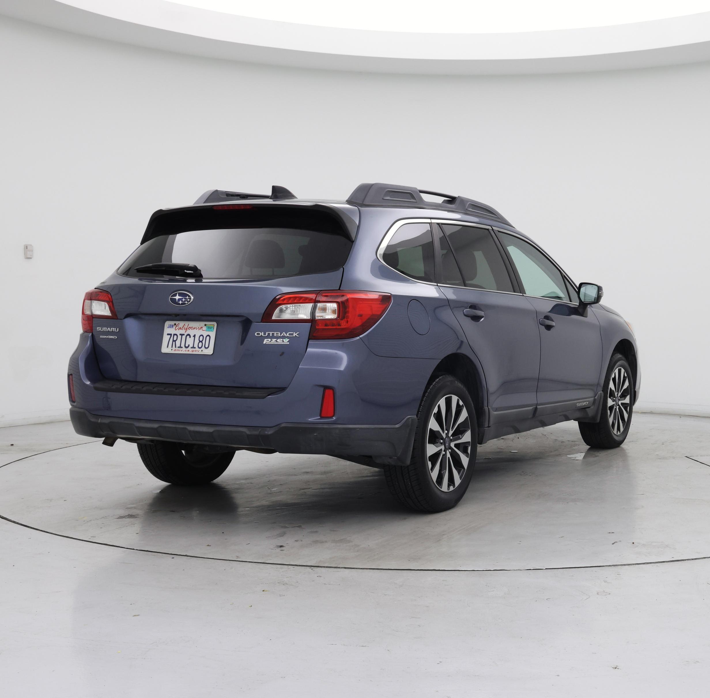Thumbnail: 2016 Subaru Outback - 8