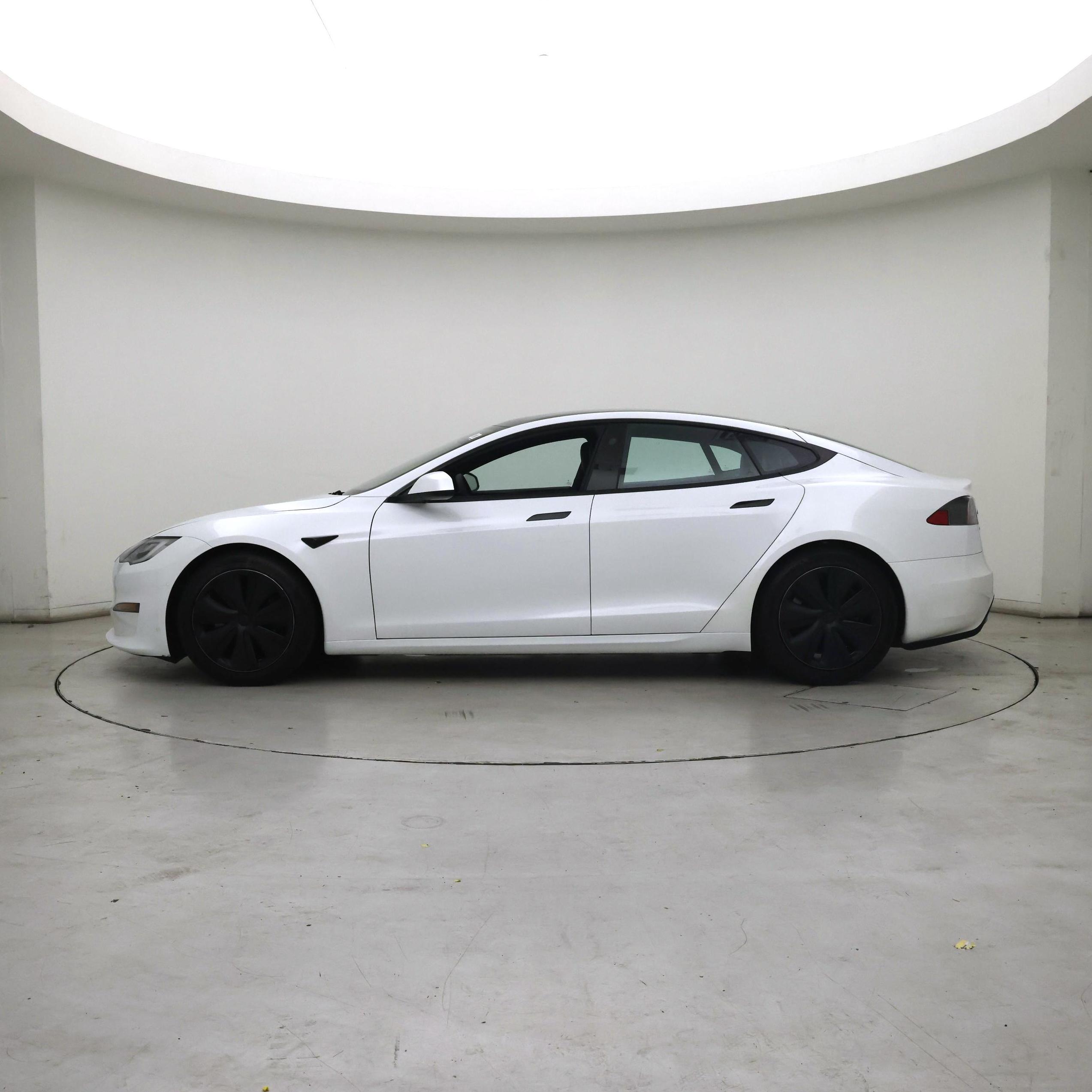 Thumbnail: 2021 Tesla Model S - 3