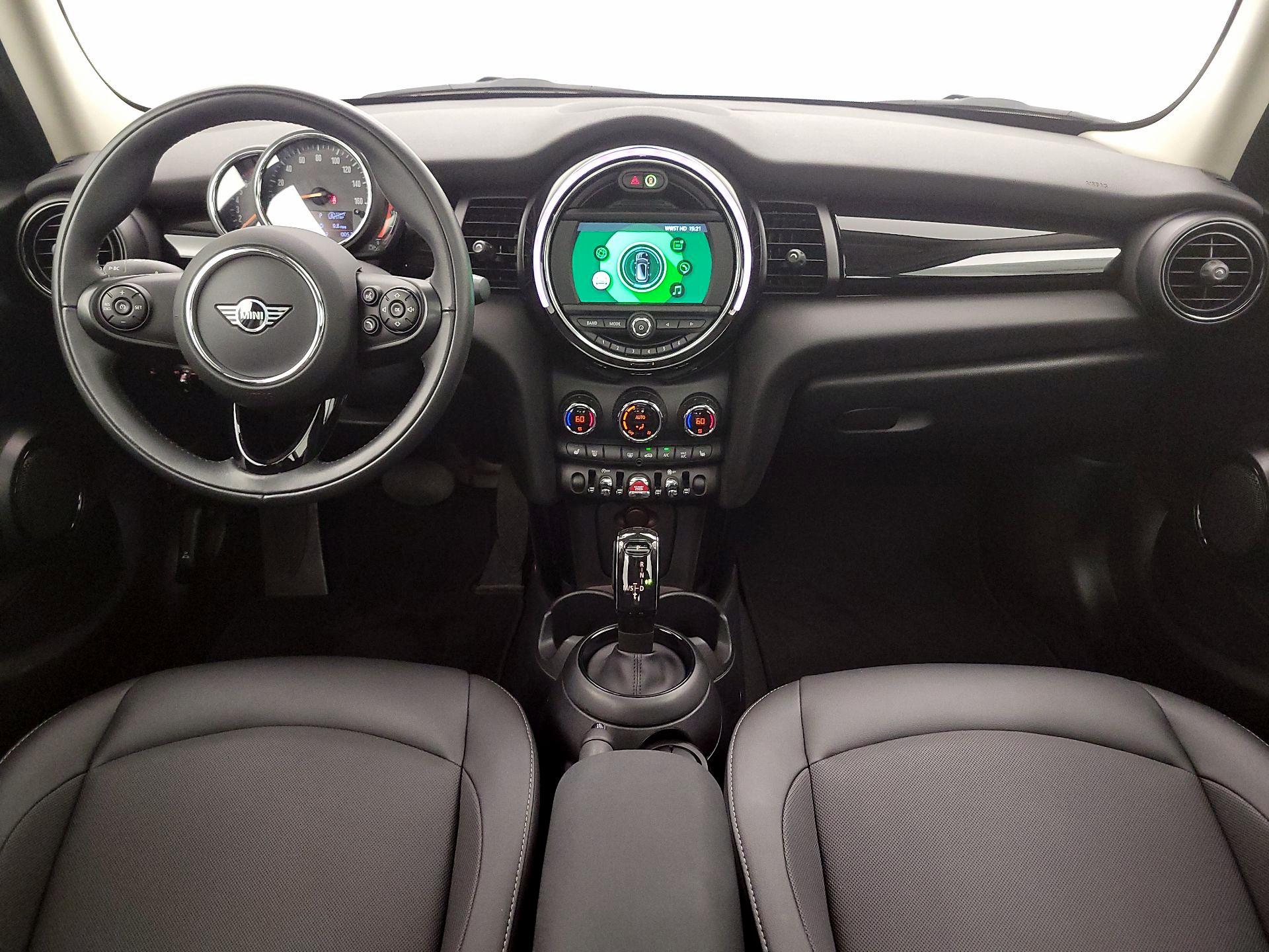Thumbnail: 2021 MINI Cooper Hardtop - 9