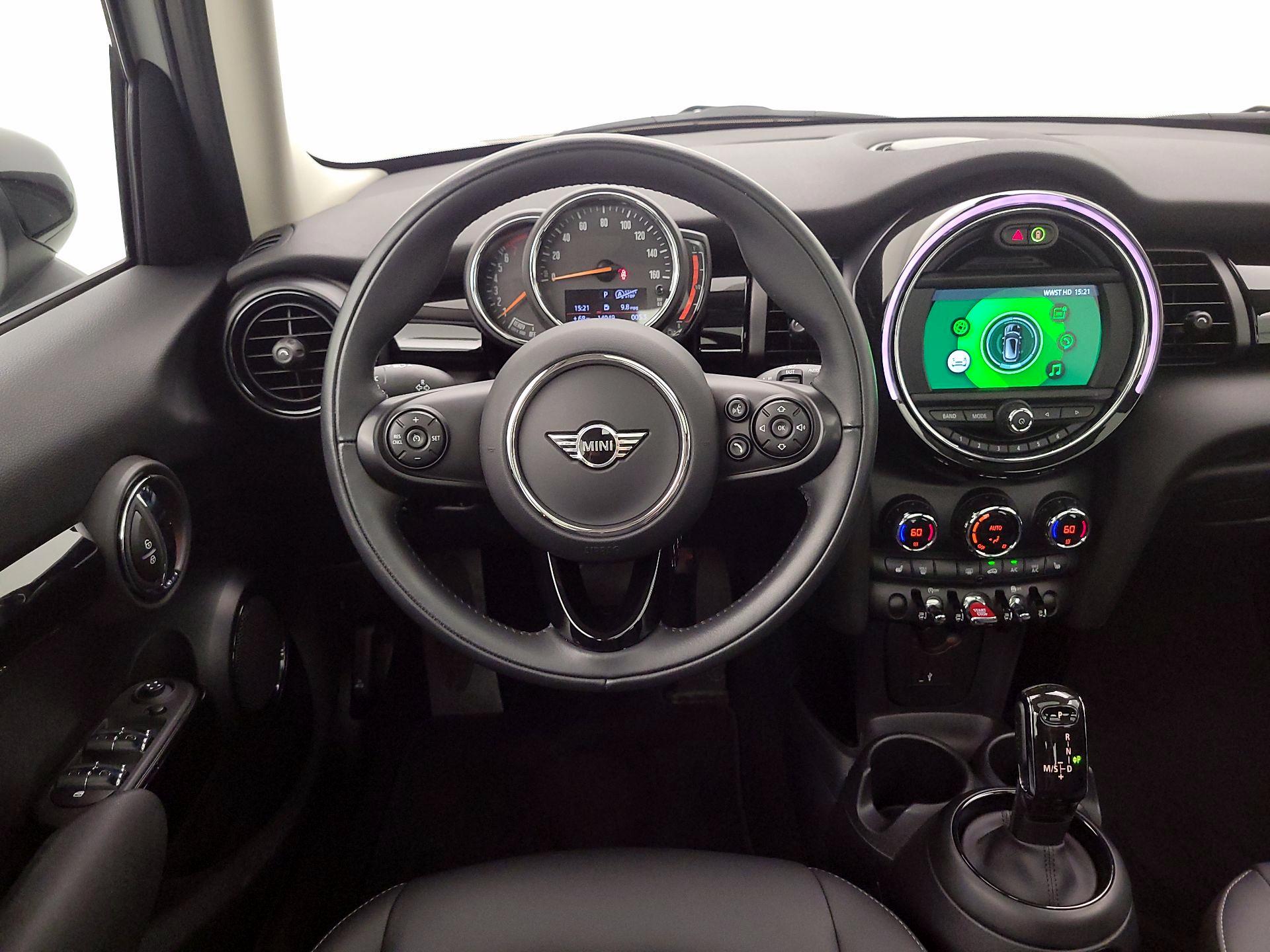 Thumbnail: 2021 MINI Cooper Hardtop - 10