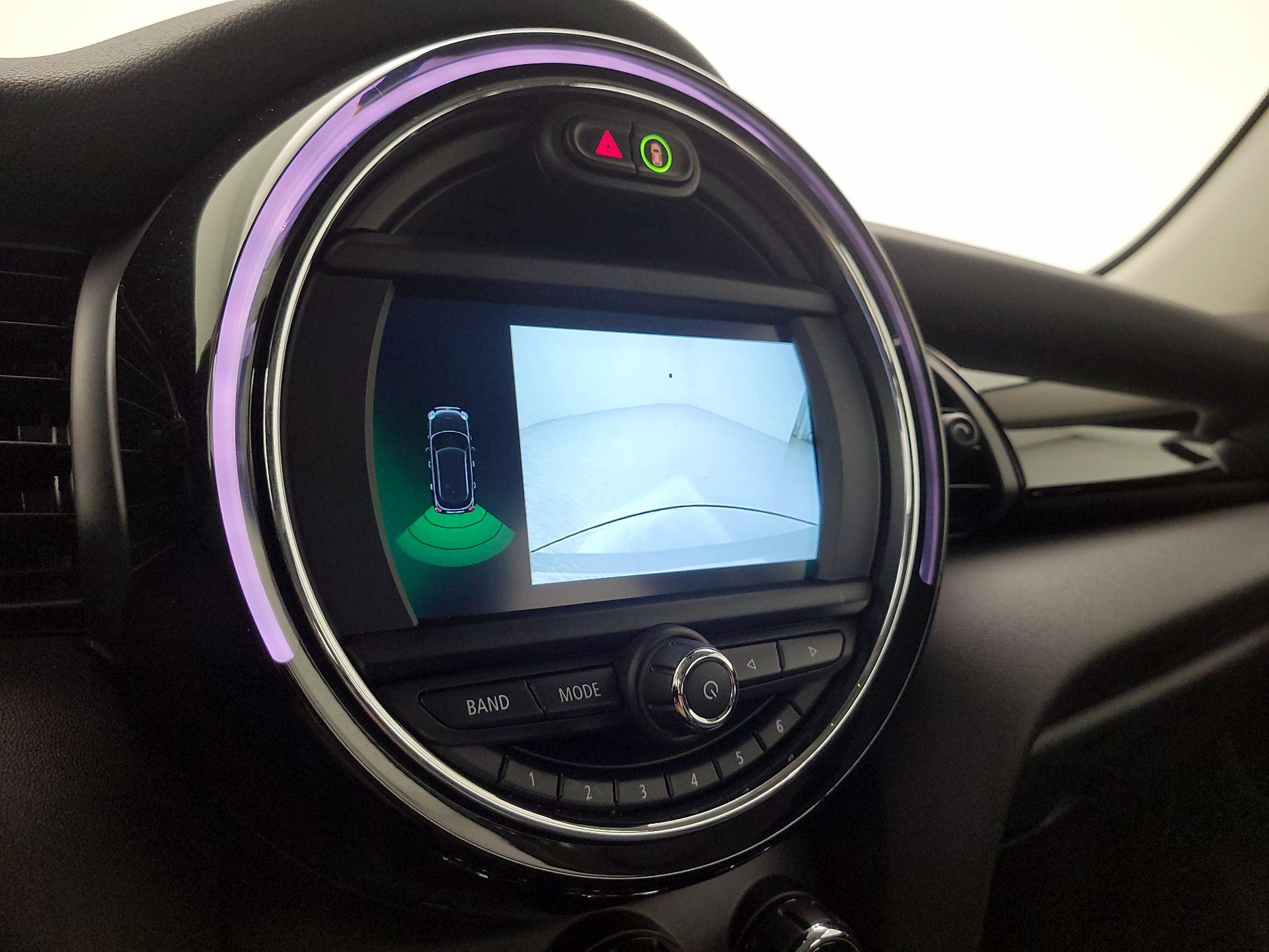 Thumbnail: 2021 MINI Cooper Hardtop - 14
