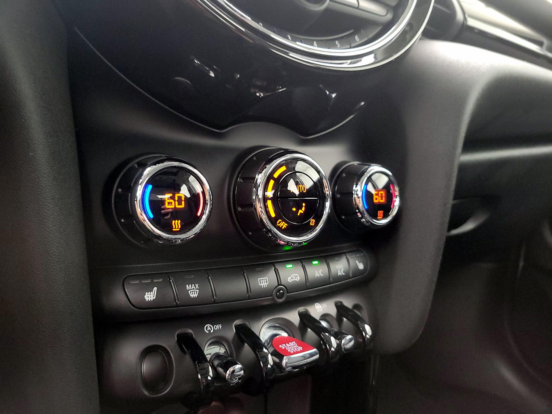 Thumbnail: 2021 MINI Cooper Hardtop - 16