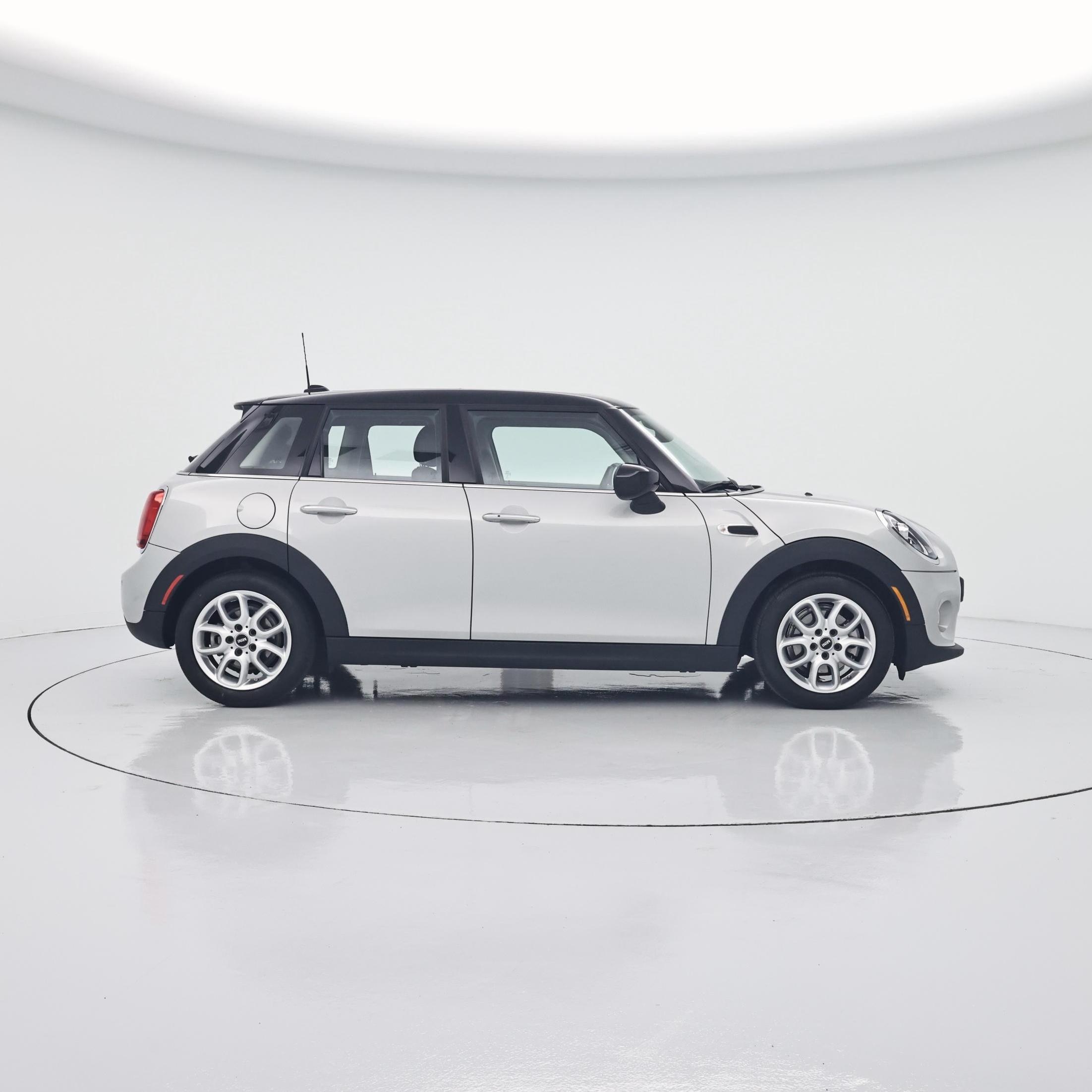 Thumbnail: 2021 MINI Cooper Hardtop - 7