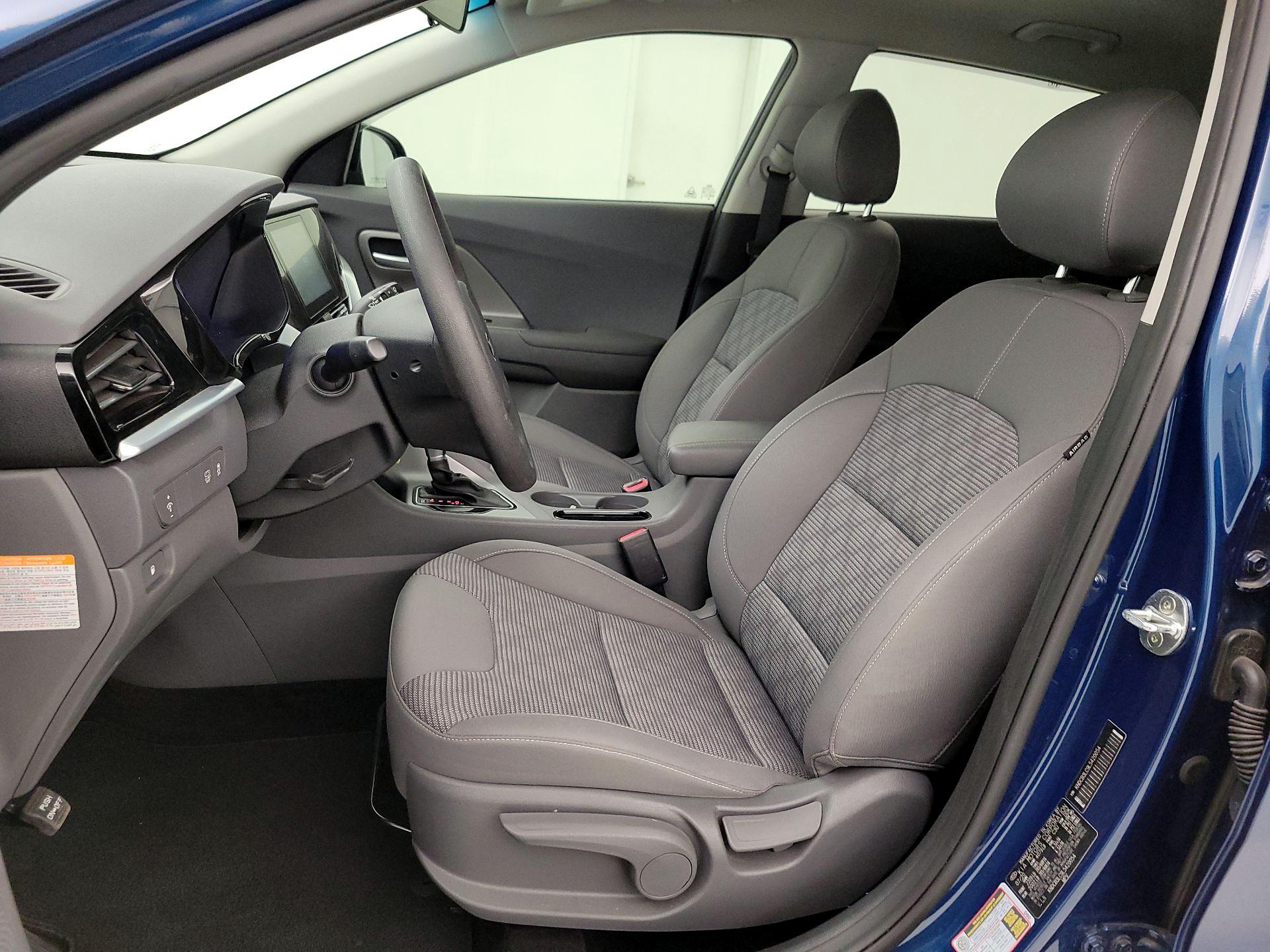 Thumbnail: 2020 Kia Niro - 11