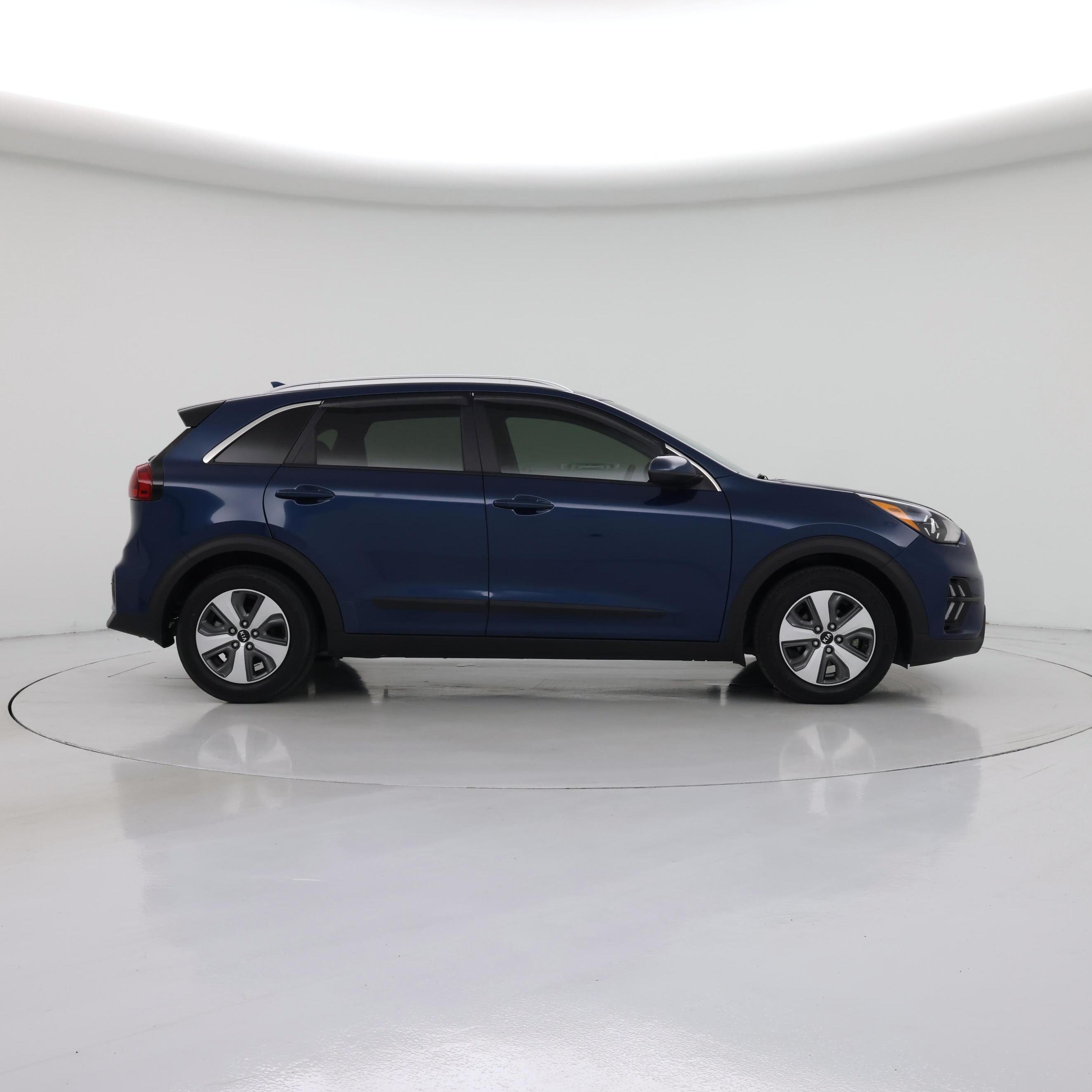 Thumbnail: 2020 Kia Niro - 7