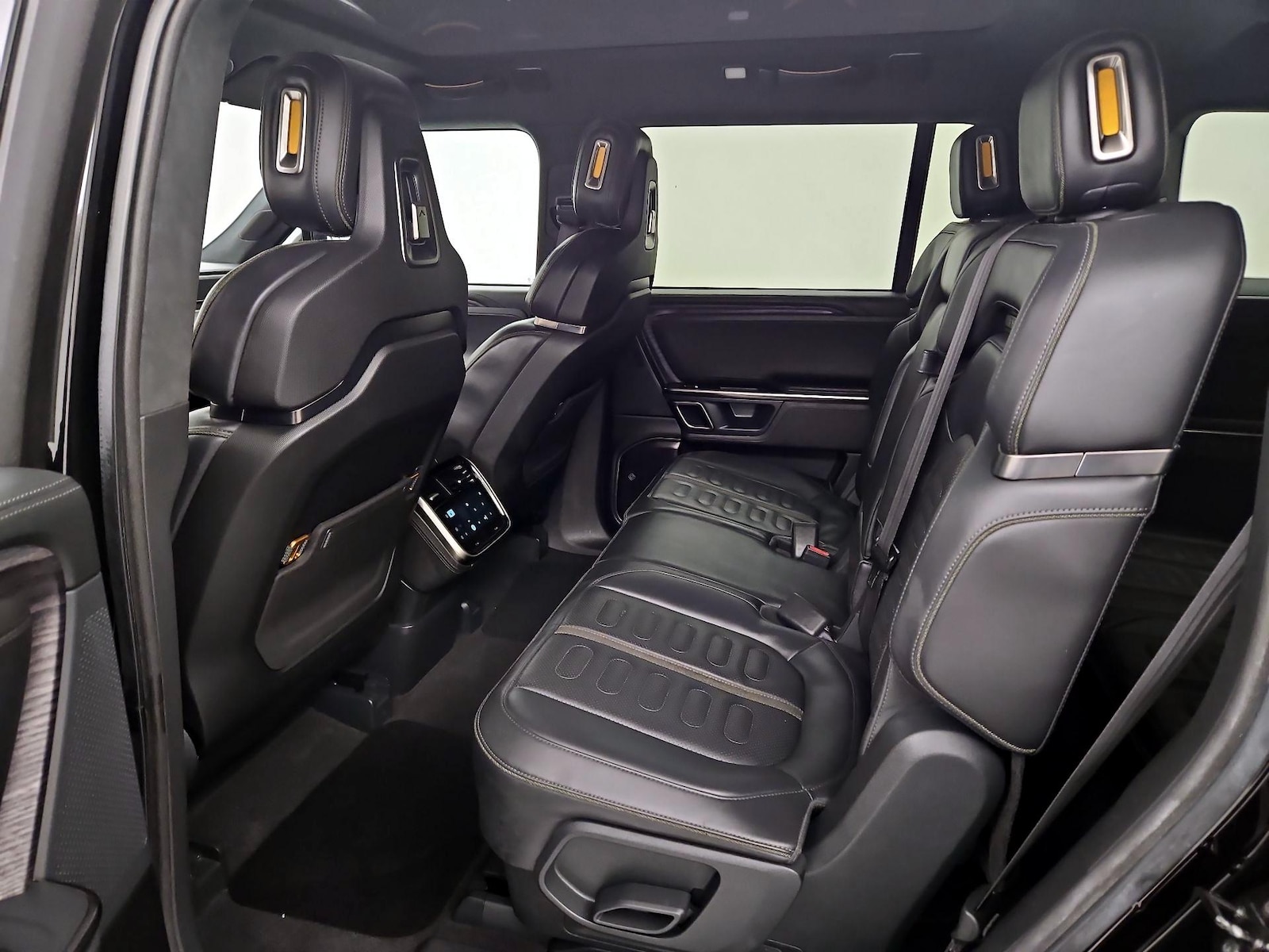 Rear Air Conditioning