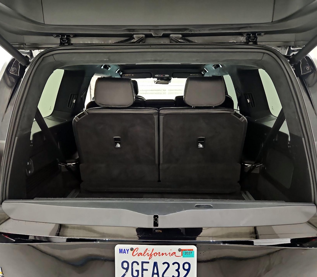 Trunk/Cargo (Seats Up)