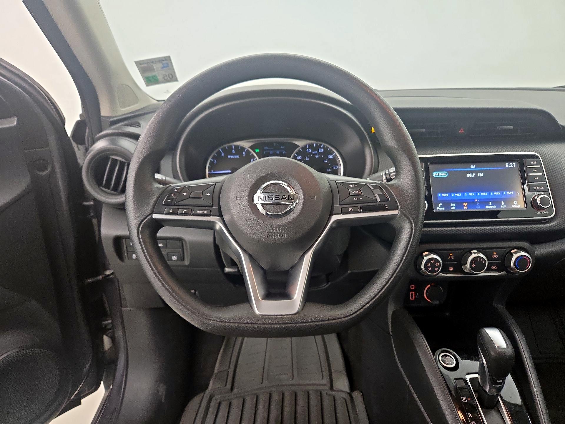 Thumbnail: 2021 Nissan Kicks - 10