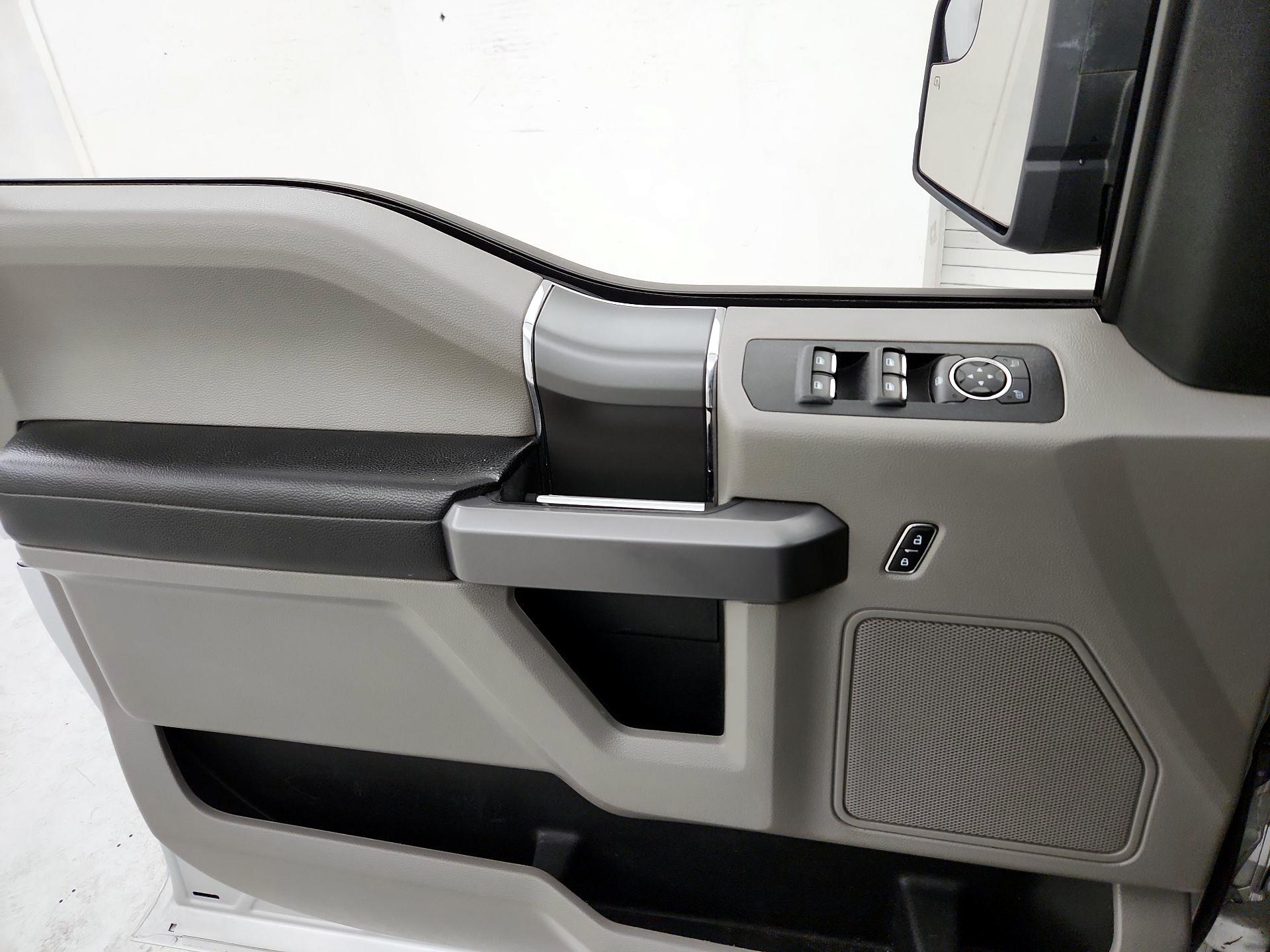Thumbnail: 2019 Ford F-150 - 12
