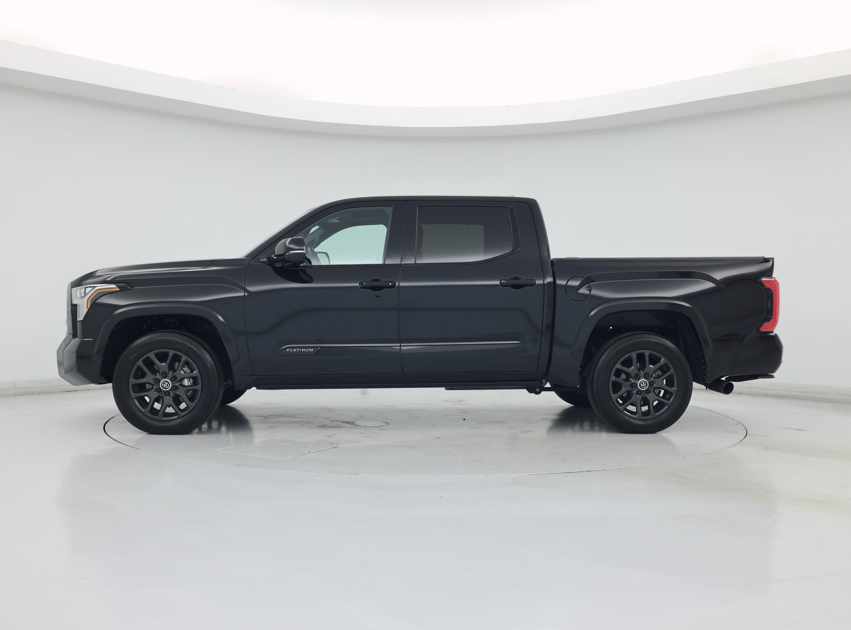 Thumbnail: 2024 Toyota Tundra - 3