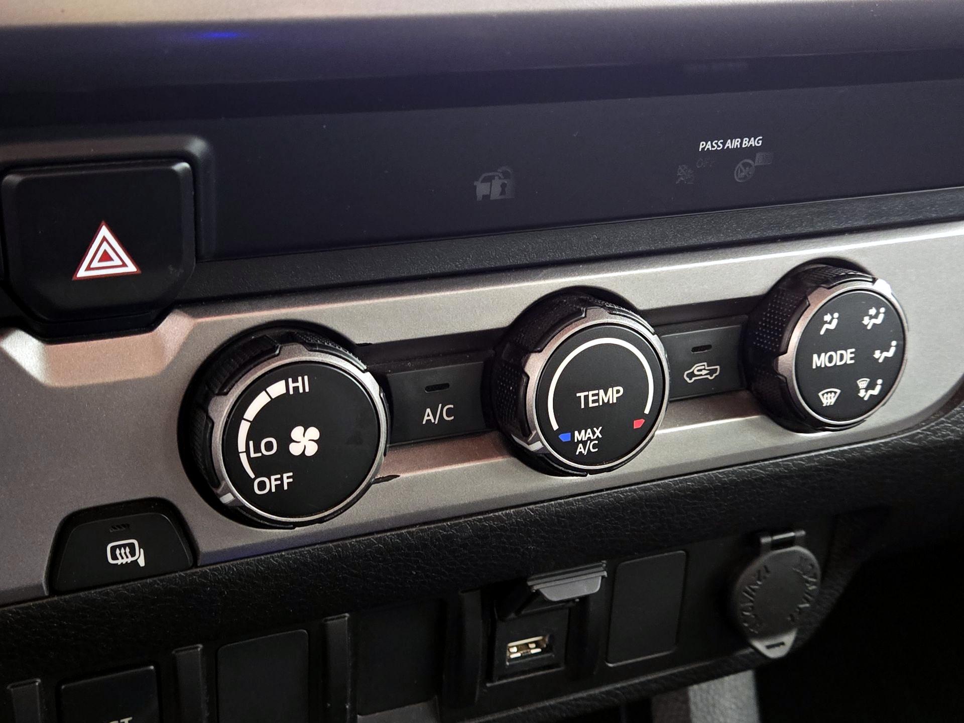 Thumbnail: 2021 Toyota Tacoma - 16