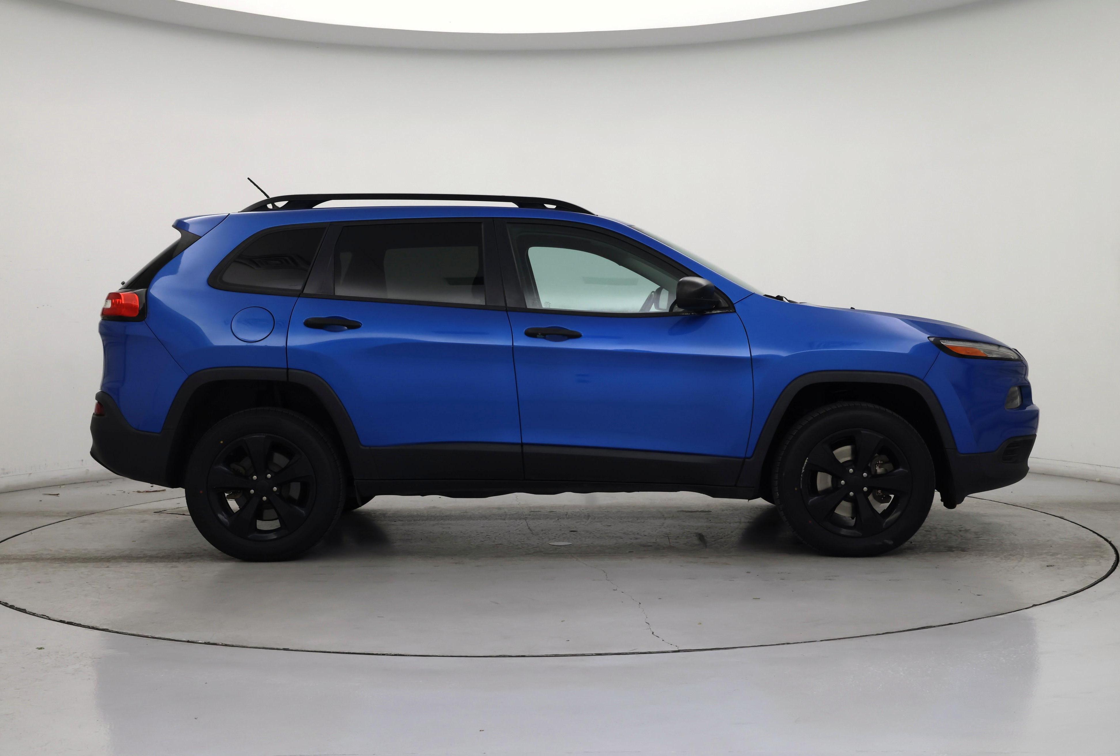 Thumbnail: 2017 Jeep Cherokee - 7
