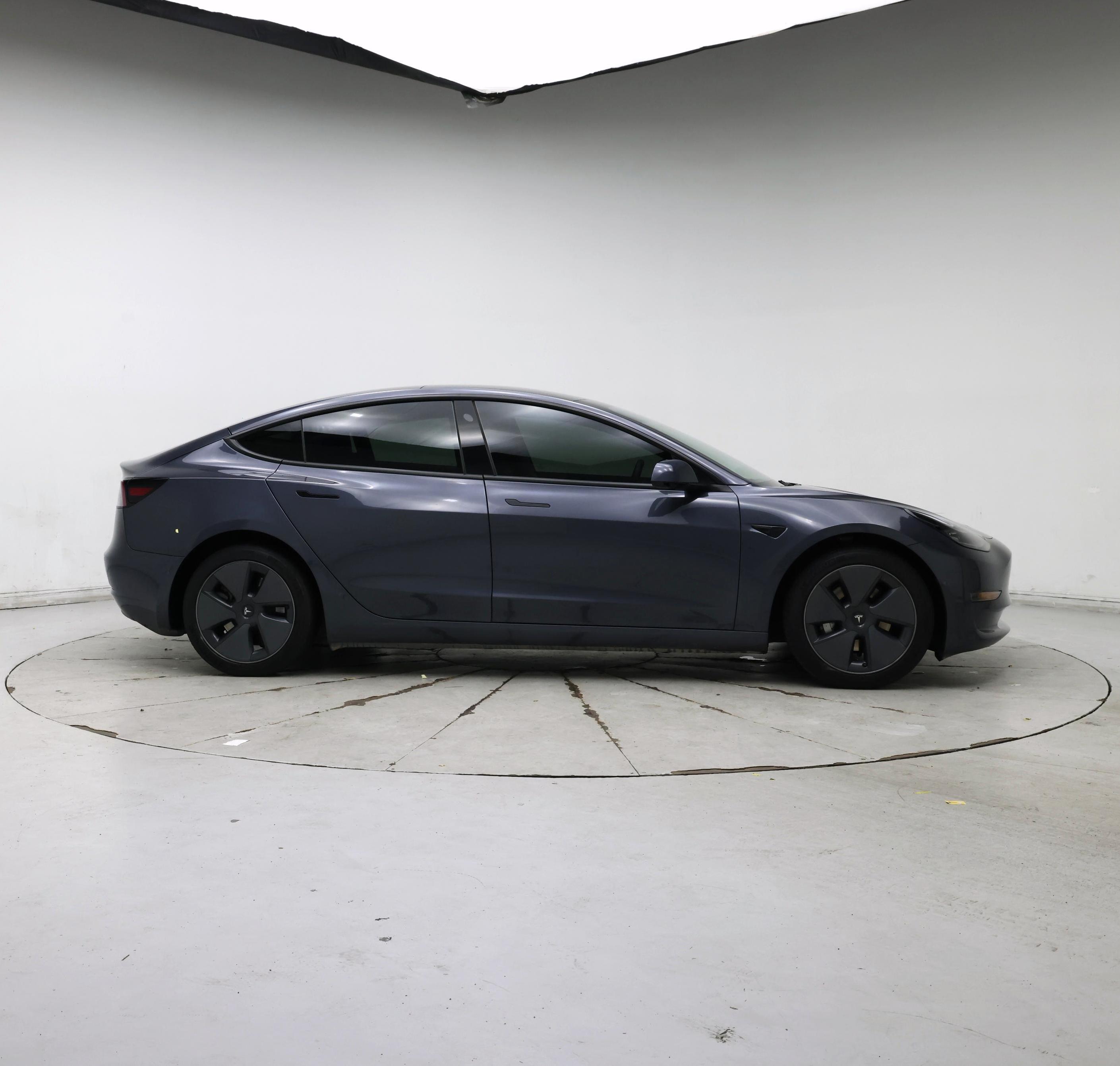 Thumbnail: 2022 Tesla Model 3 - 7