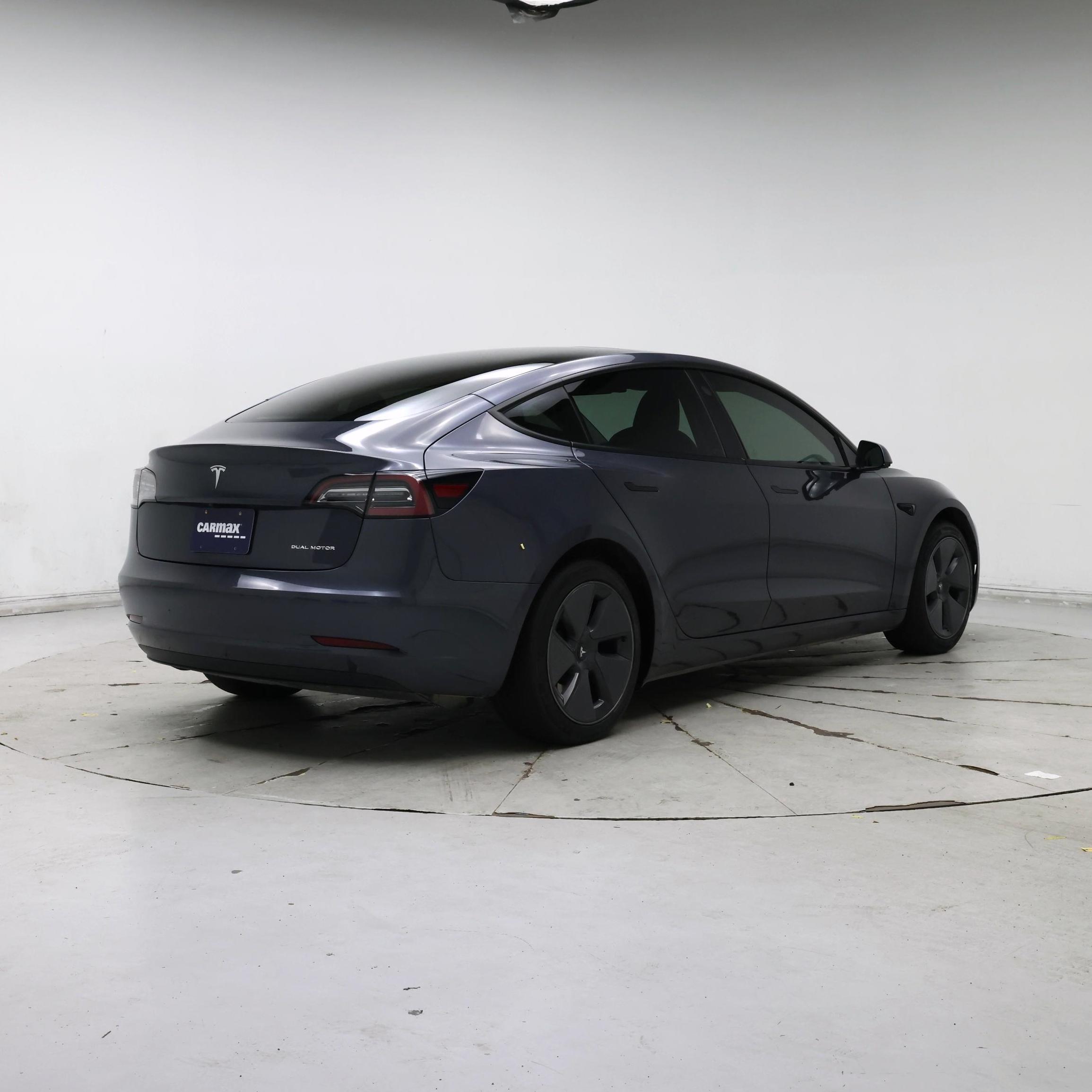 Thumbnail: 2022 Tesla Model 3 - 8