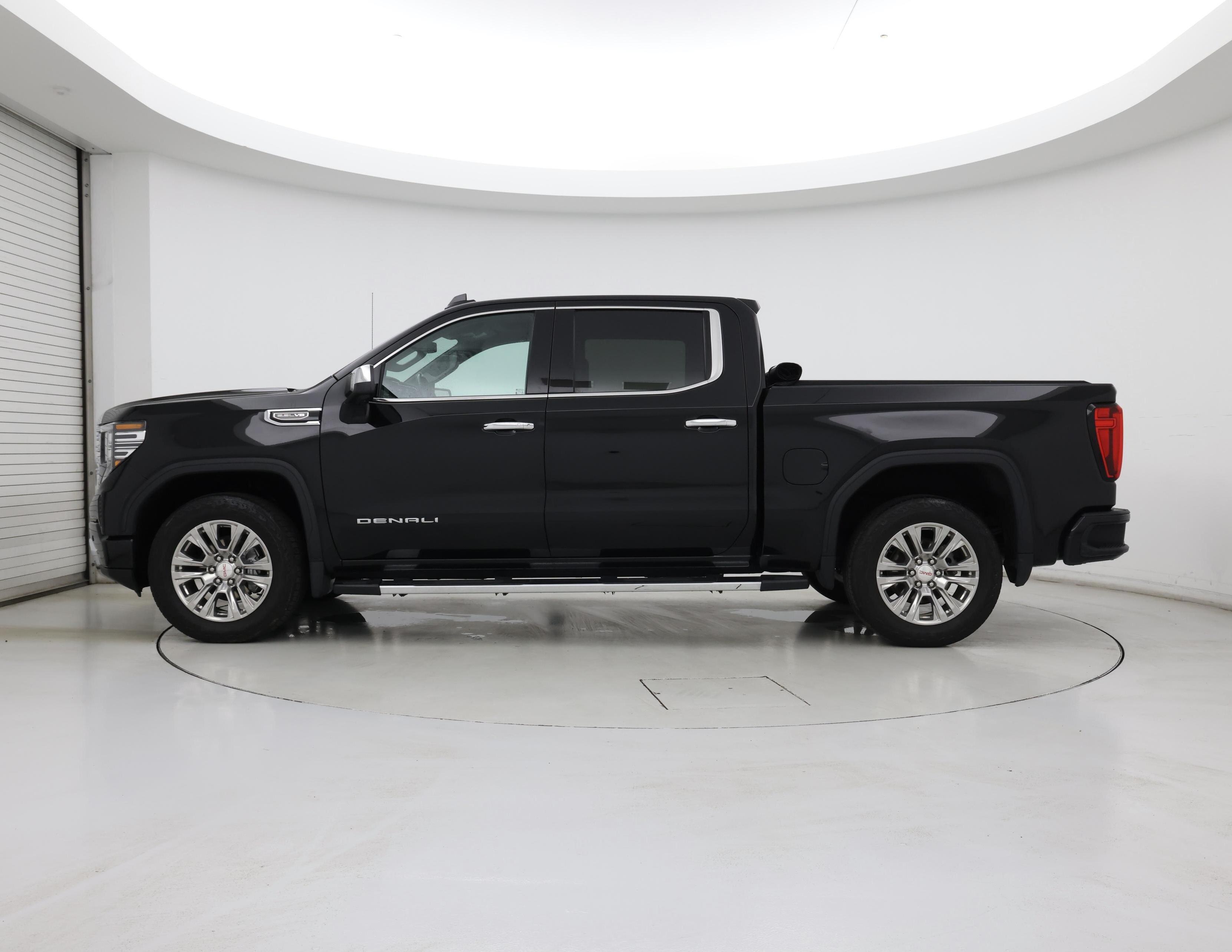 Thumbnail: 2022 GMC Sierra 1500 - 3